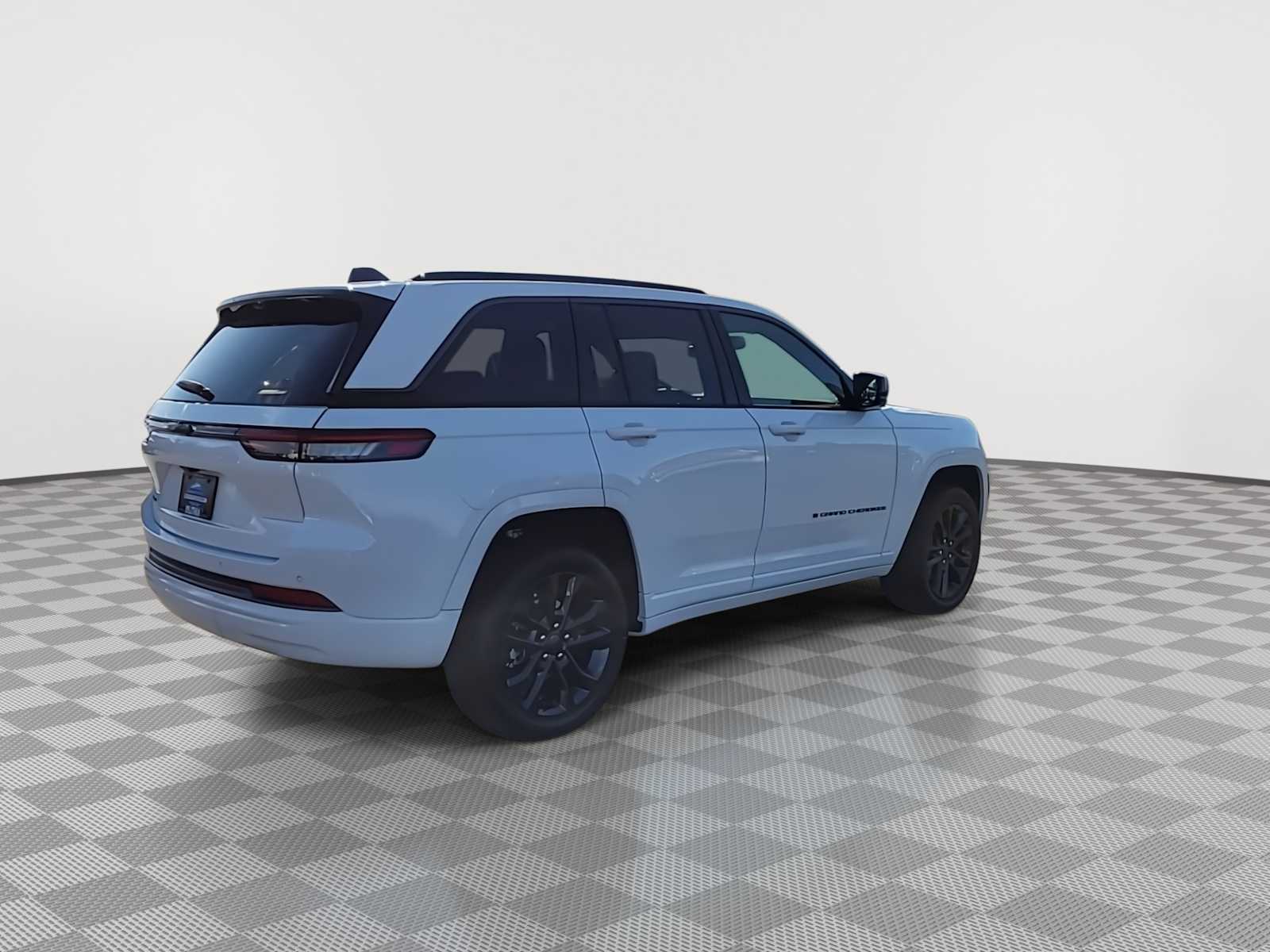 Thumbnail: 2026 Jeep Grand Cherokee - 8