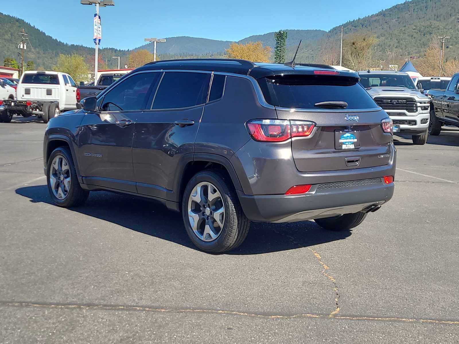 Thumbnail: 2019 Jeep Compass - 12