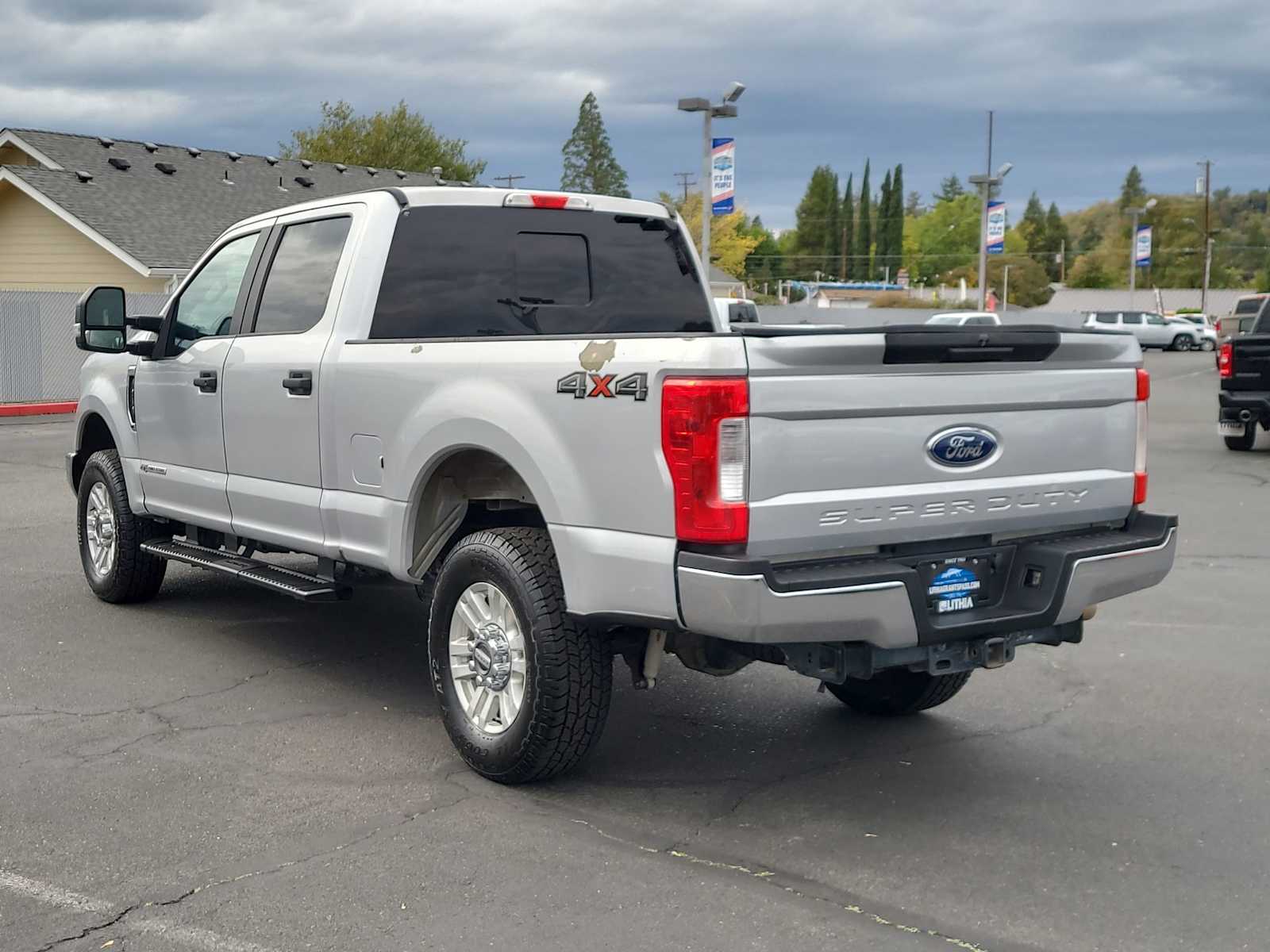 Thumbnail: 2019 Ford Econoline - 12