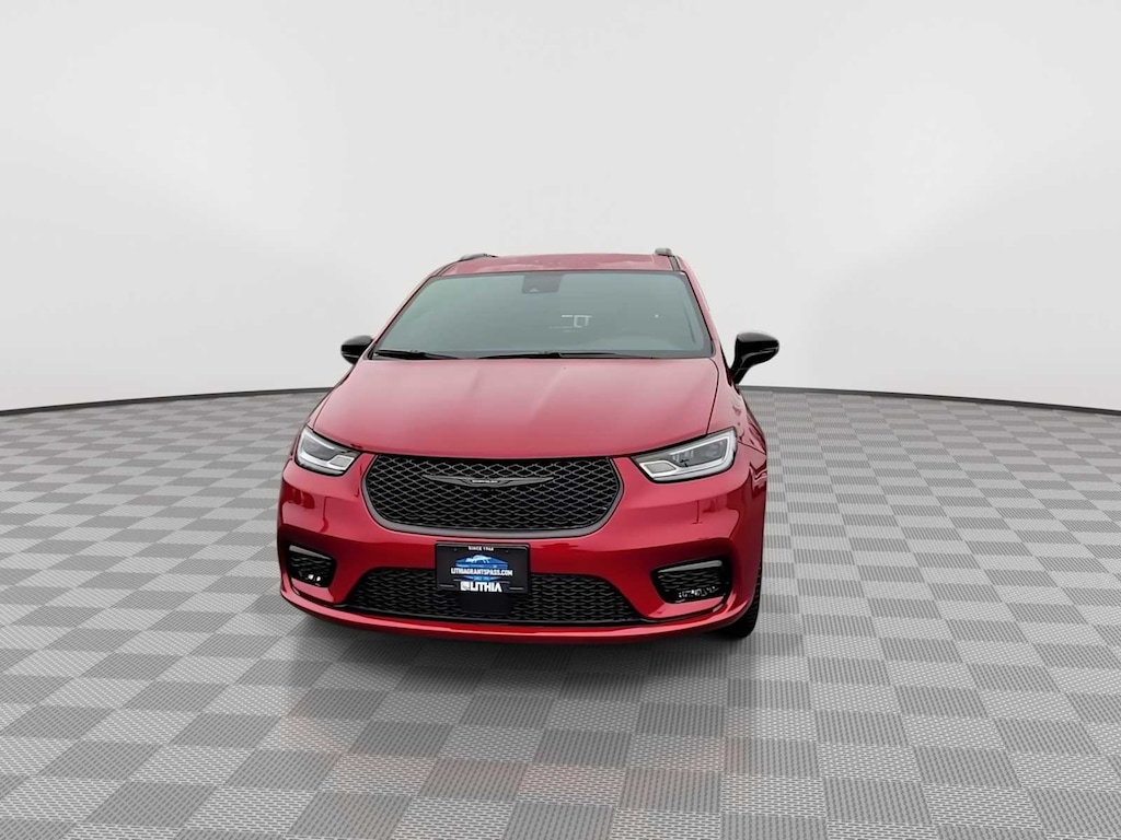 New 2026 Chrysler Pacifica SELECT AWD Passenger Van