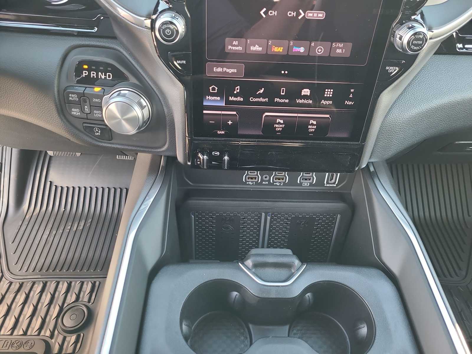 Thumbnail: 2026 RAM 1500 - 25
