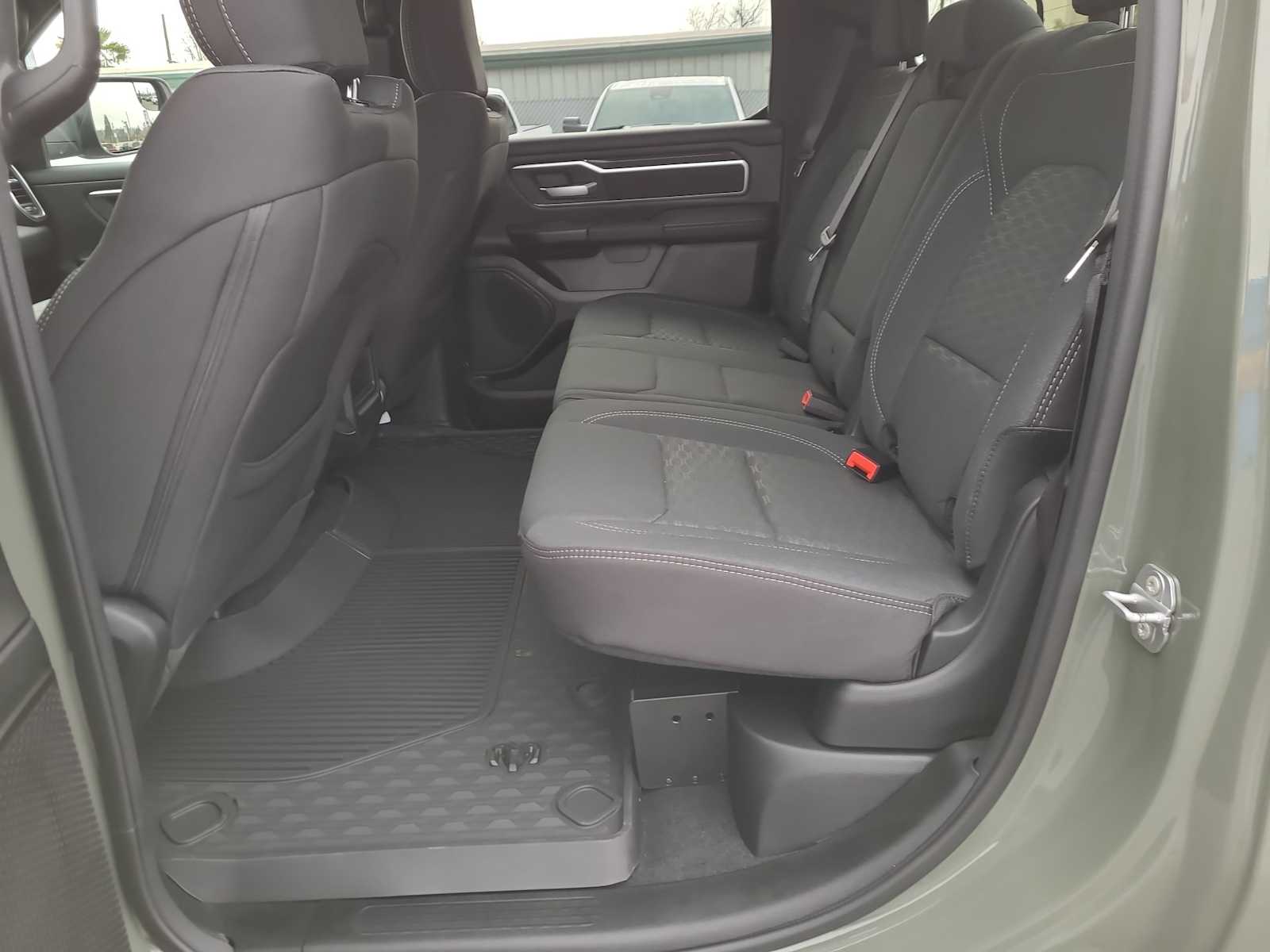 Thumbnail: 2026 RAM 1500 - 21