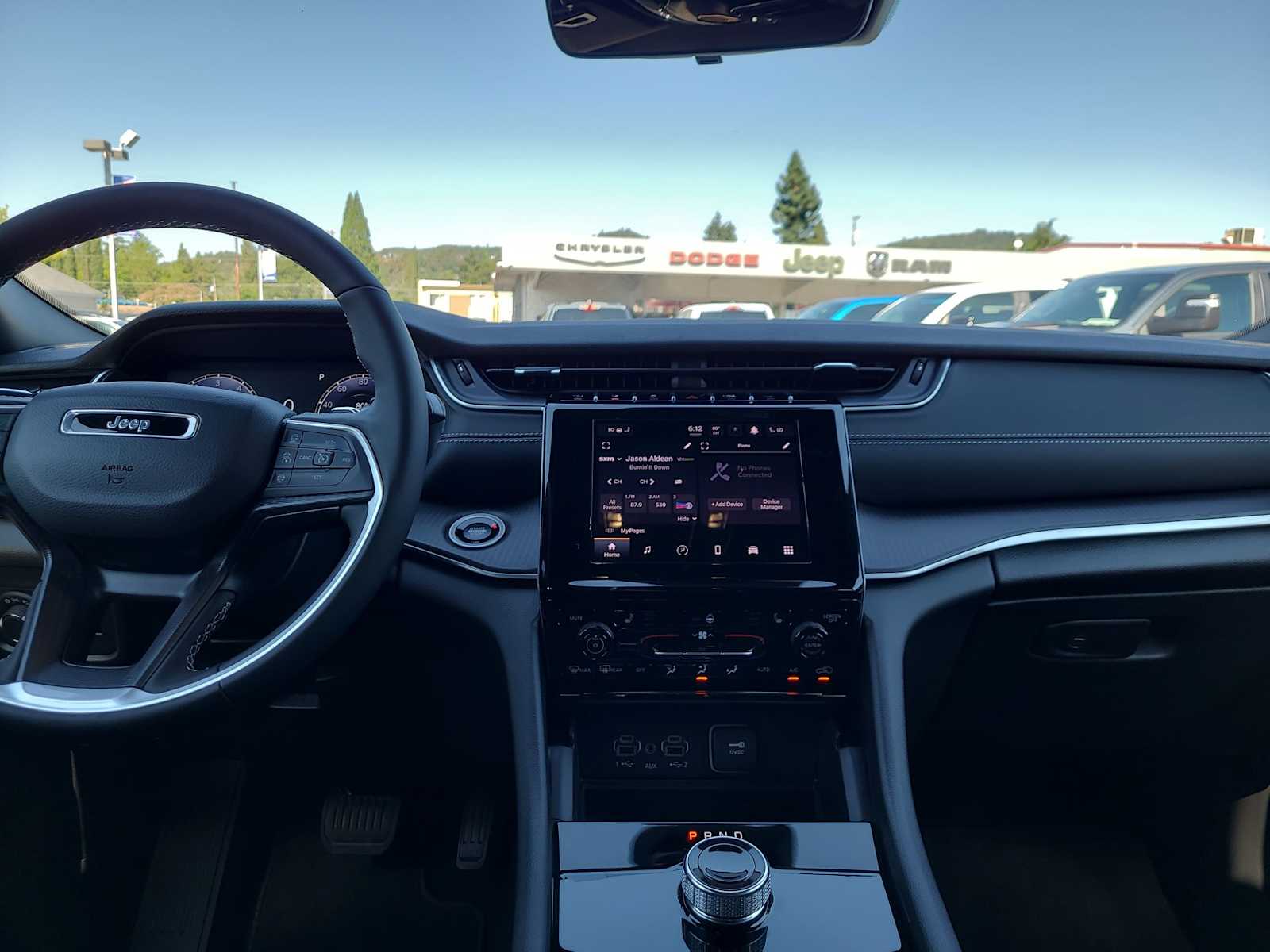 Thumbnail: 2025 Jeep Grand Cherokee - 18