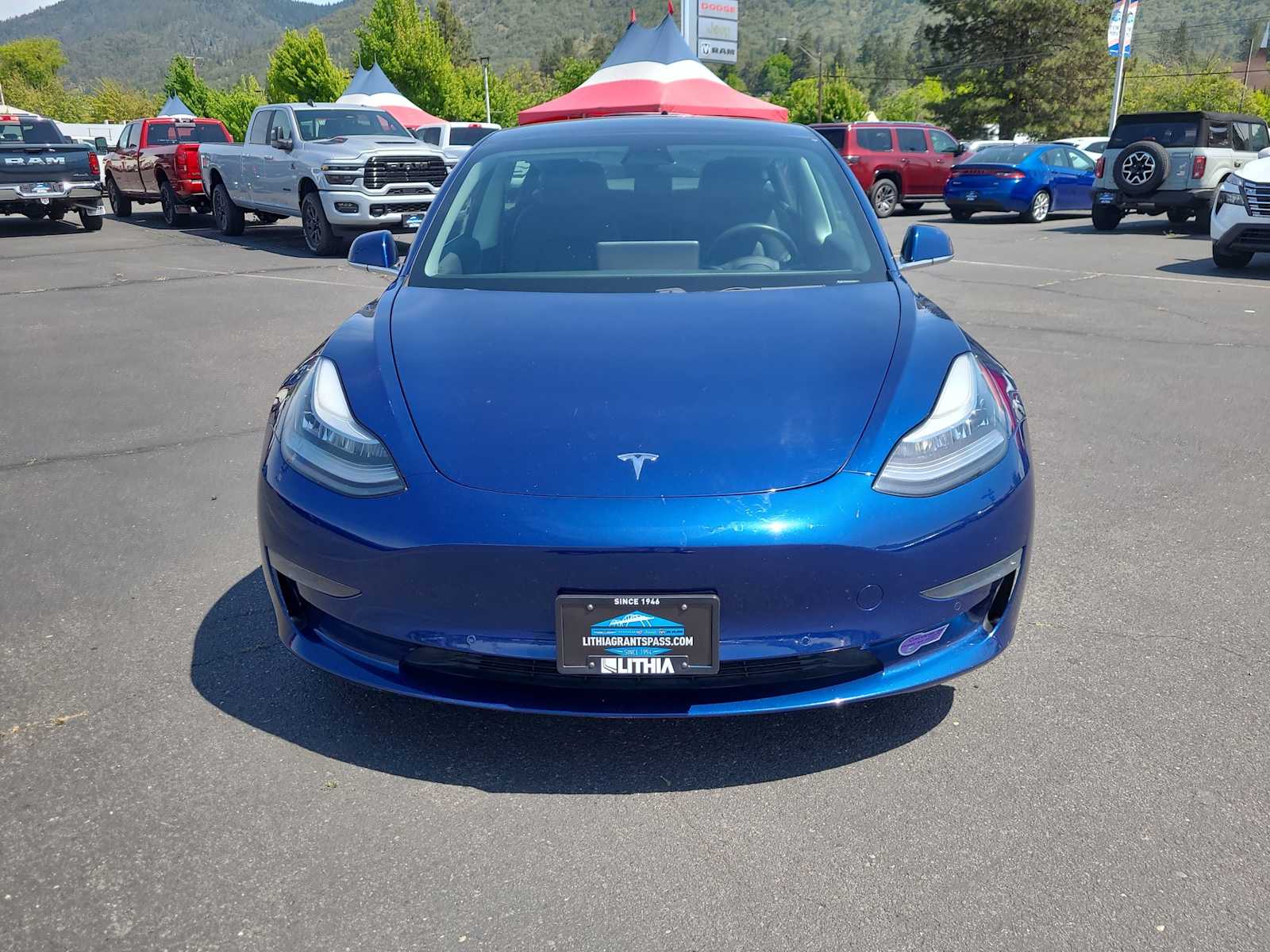 Thumbnail: 2019 Tesla Model 3 - 14