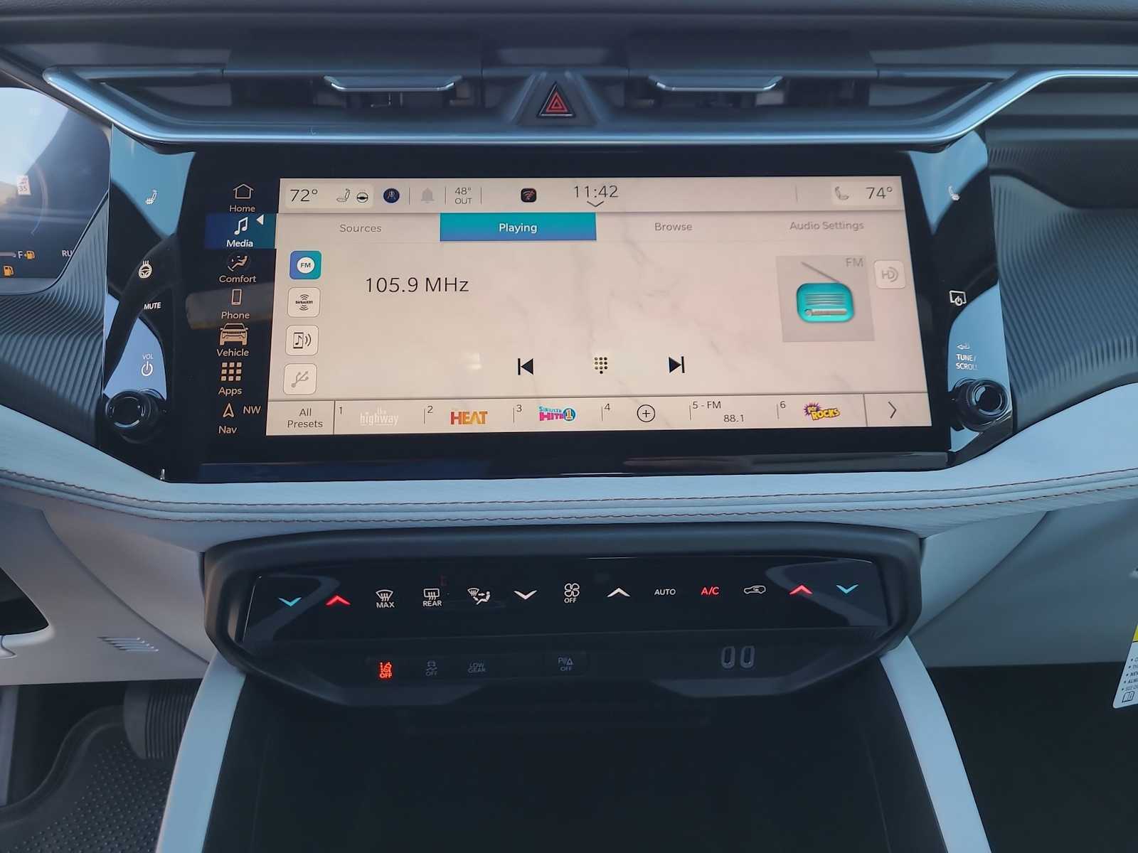 Thumbnail: 2026 Jeep Cherokee - 24