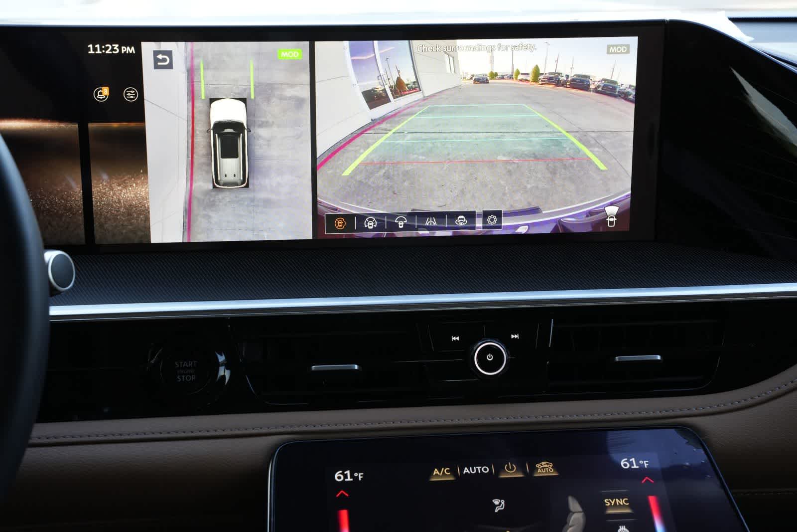 Thumbnail: 2026 INFINITI QX80 - 14