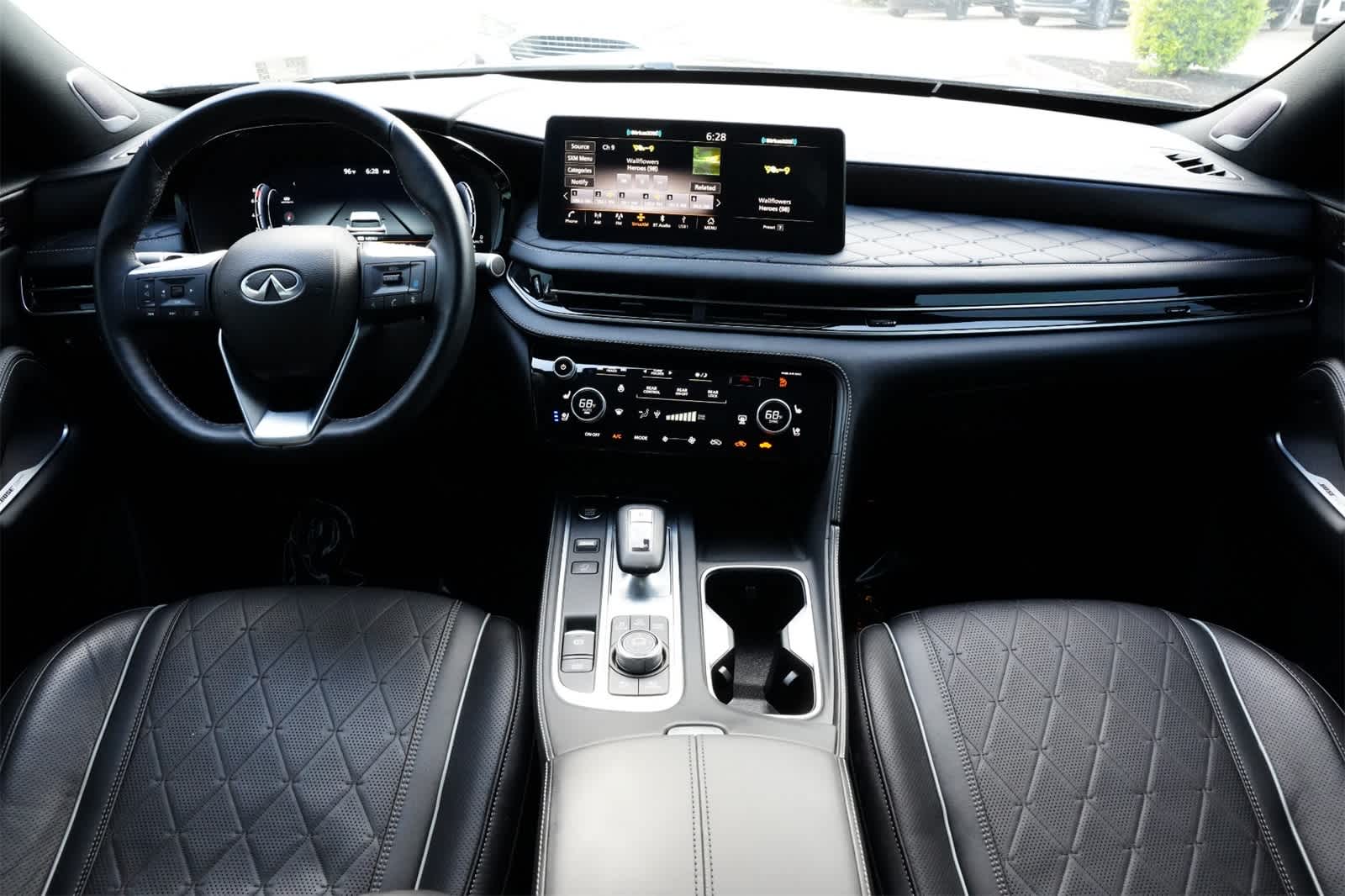 Thumbnail: 2024 INFINITI QX60 - 7