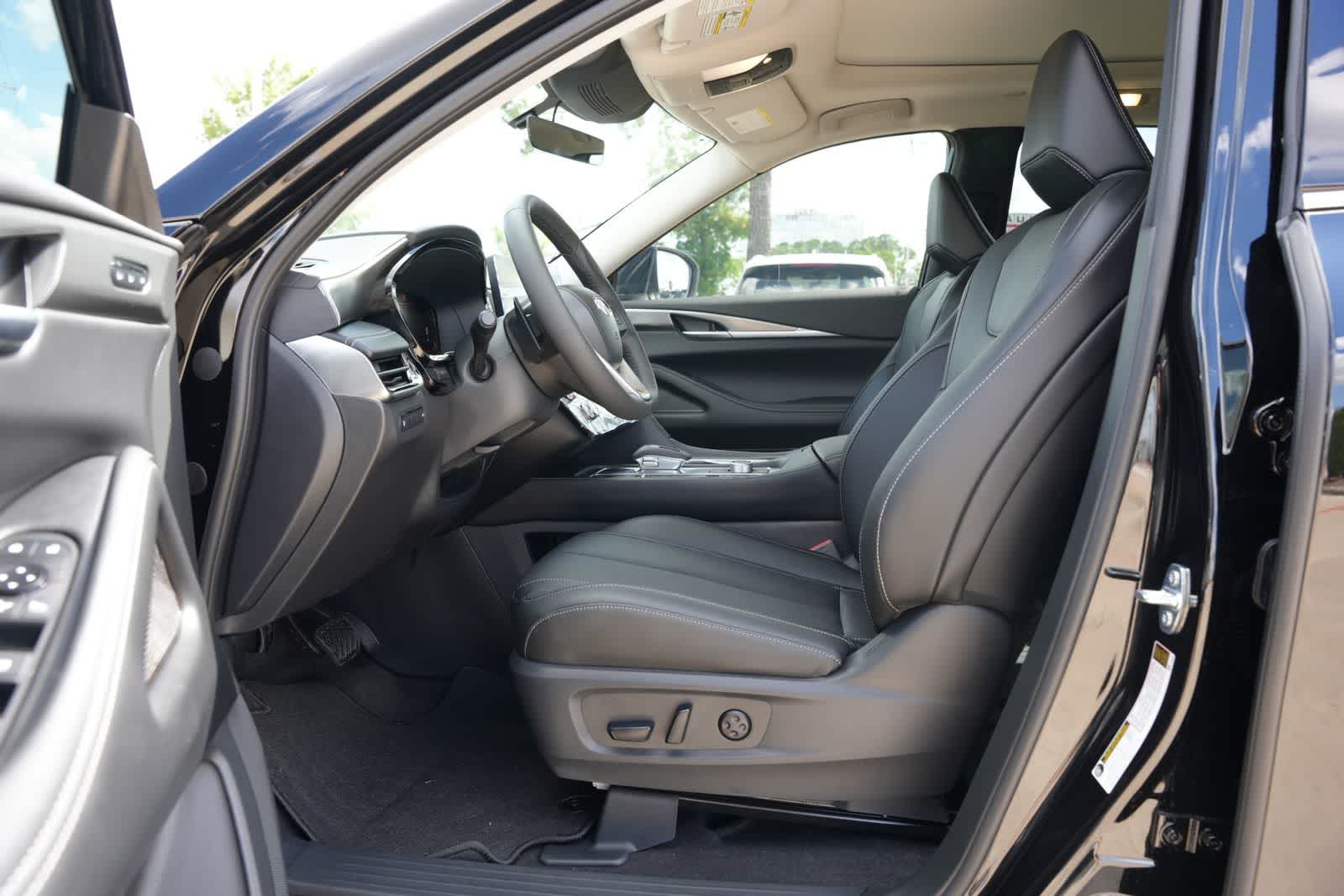 Thumbnail: 2027 INFINITI QX60 - 15