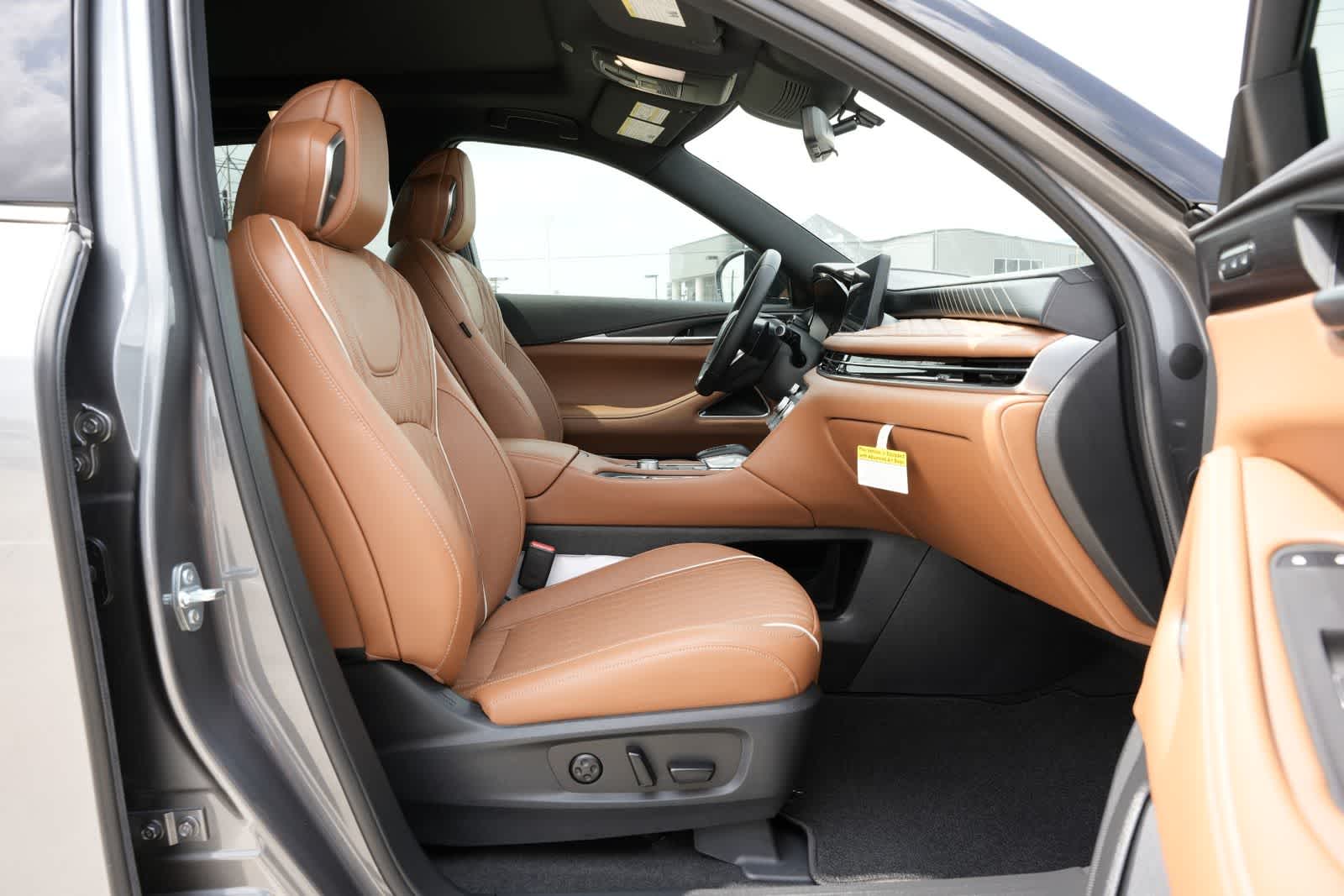Thumbnail: 2026 INFINITI QX60 - 23