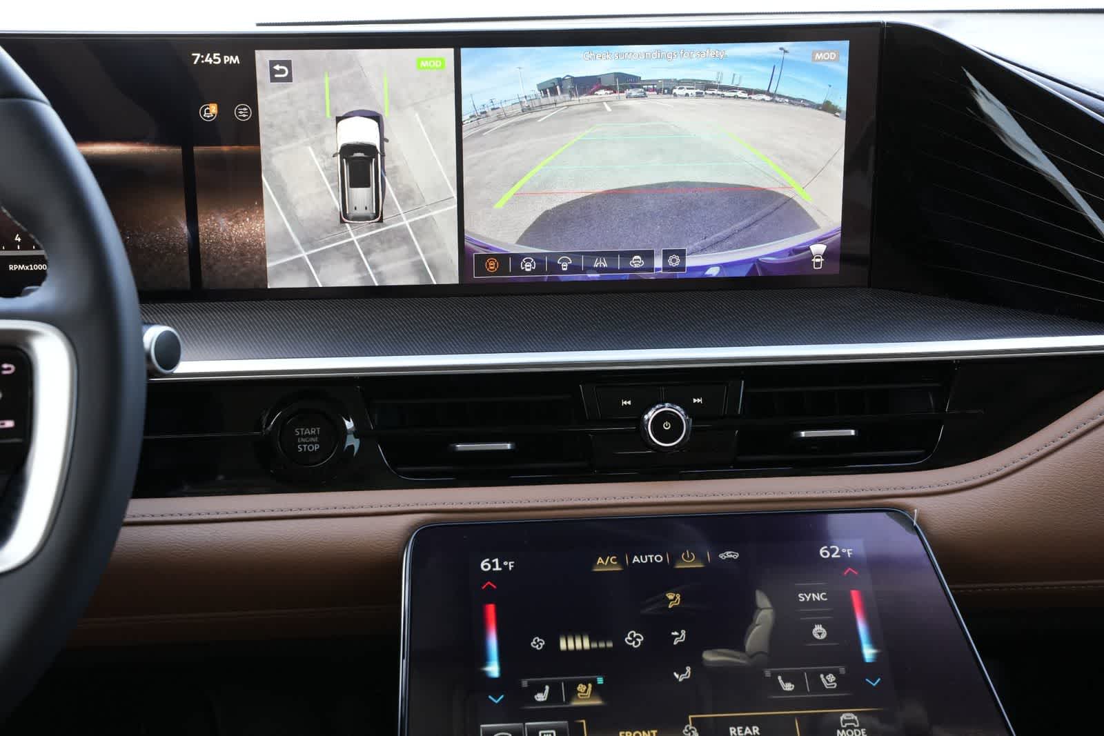 Thumbnail: 2026 INFINITI QX80 - 14