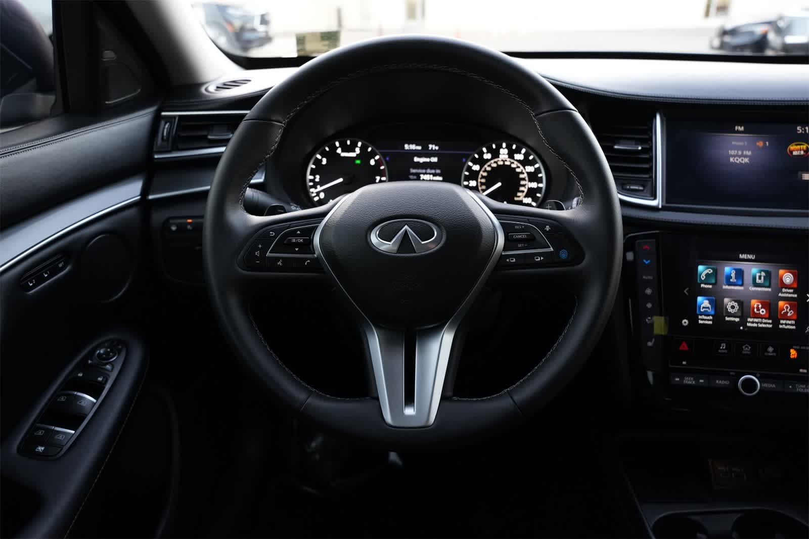 Thumbnail: 2025 INFINITI QX50 - 9