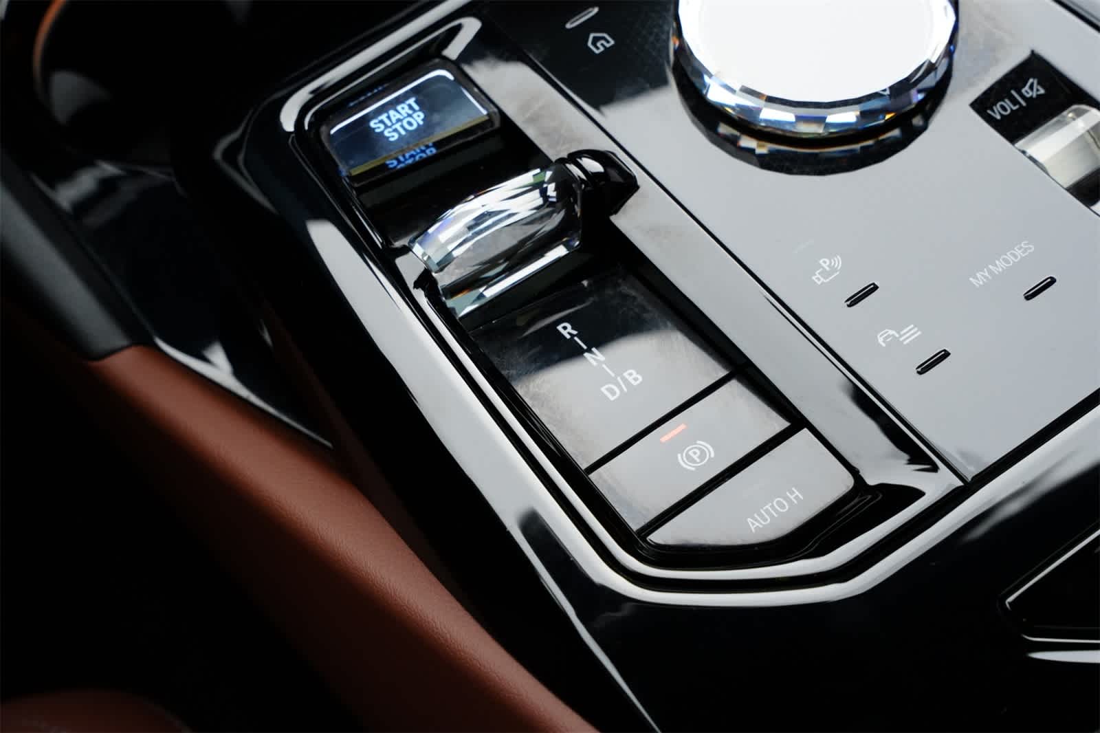 Thumbnail: 2024 BMW i5 - 15