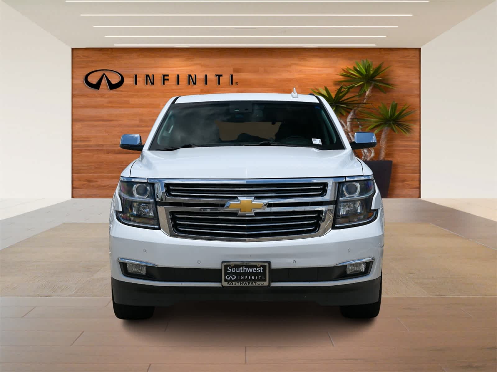 2016 Chevrolet Suburban LTZ 2