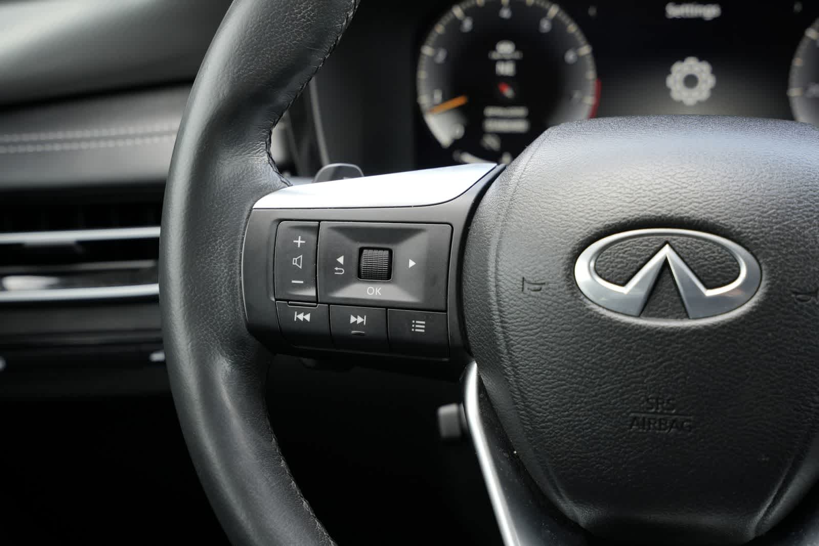 Thumbnail: 2023 INFINITI QX60 - 10