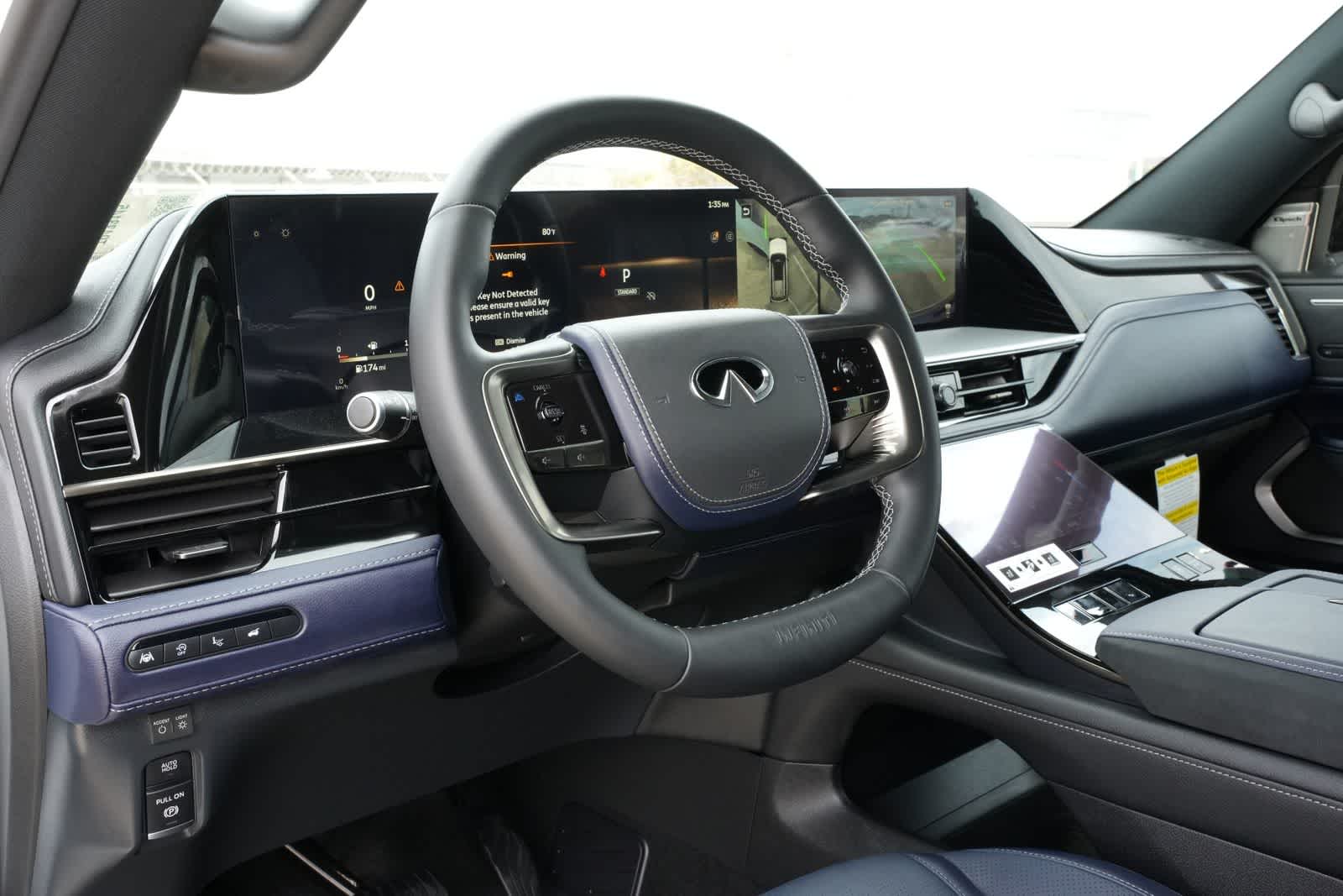 Thumbnail: 2026 INFINITI QX80 - 16