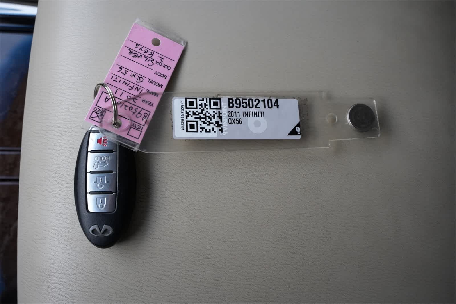 Thumbnail: 2011 INFINITI QX56 - 27