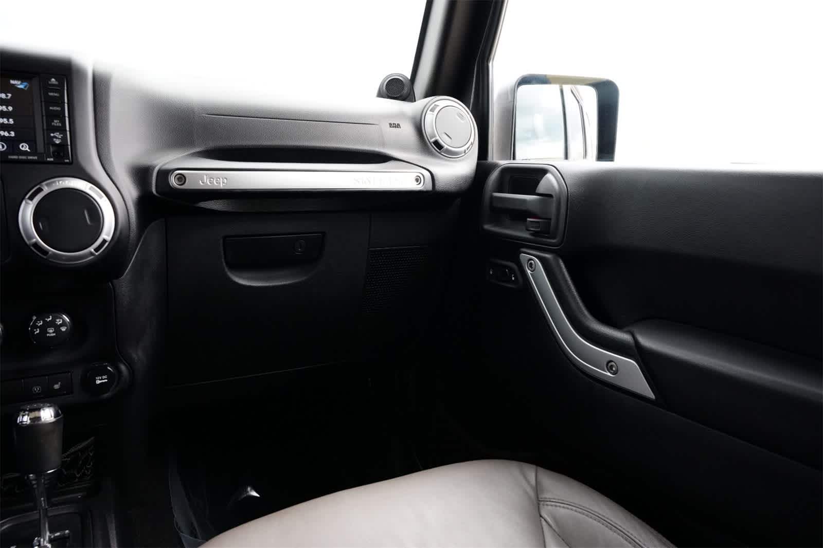 Thumbnail: 2014 Jeep Wrangler - 8