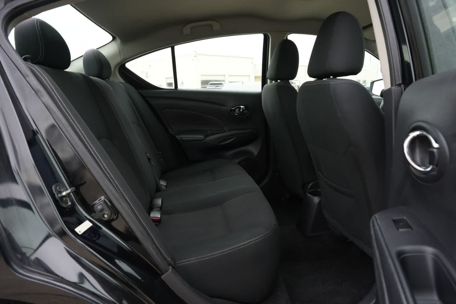 Thumbnail: 2018 Nissan Versa - 15