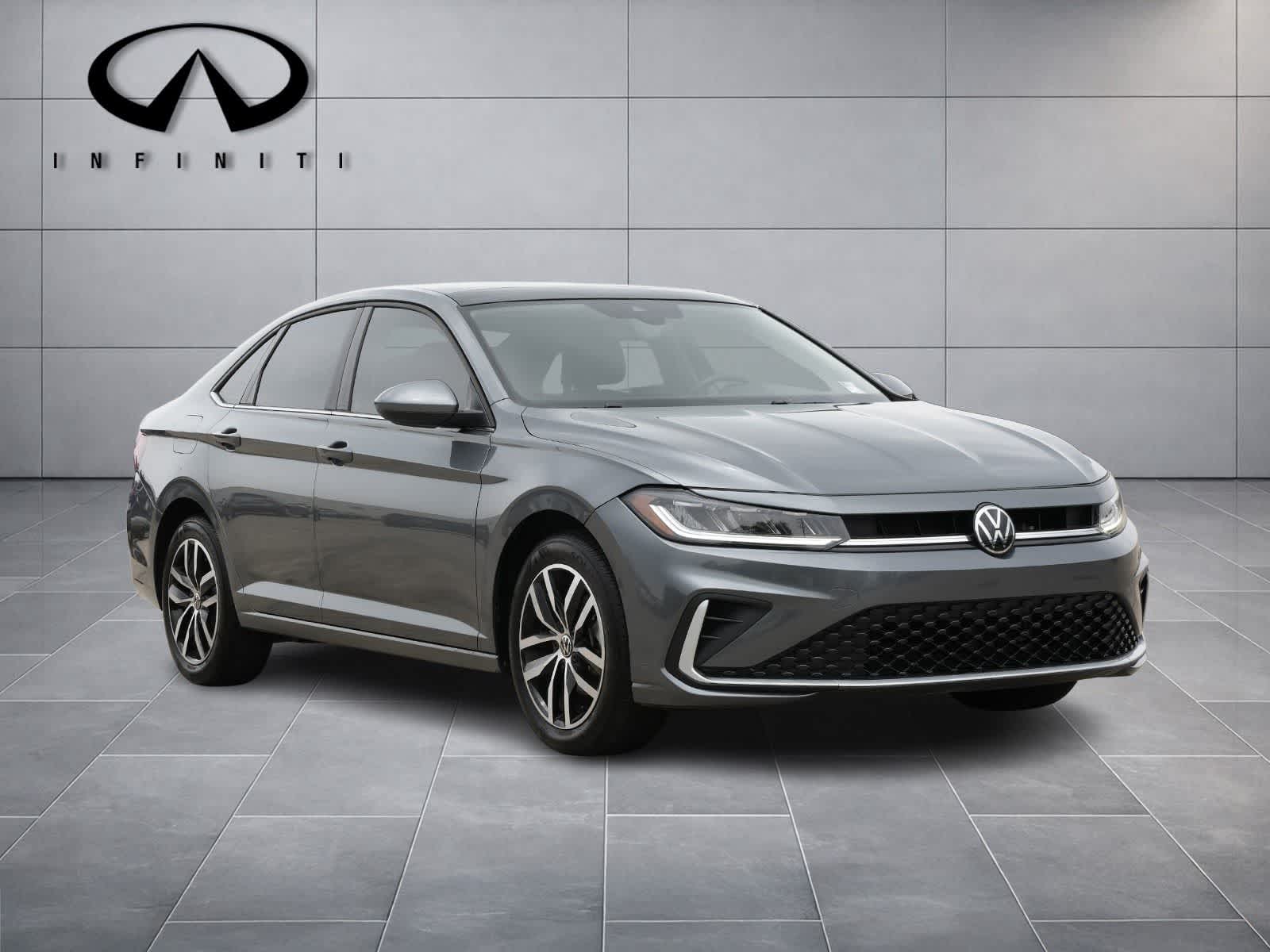 Thumbnail: 2025 Volkswagen Jetta - 3