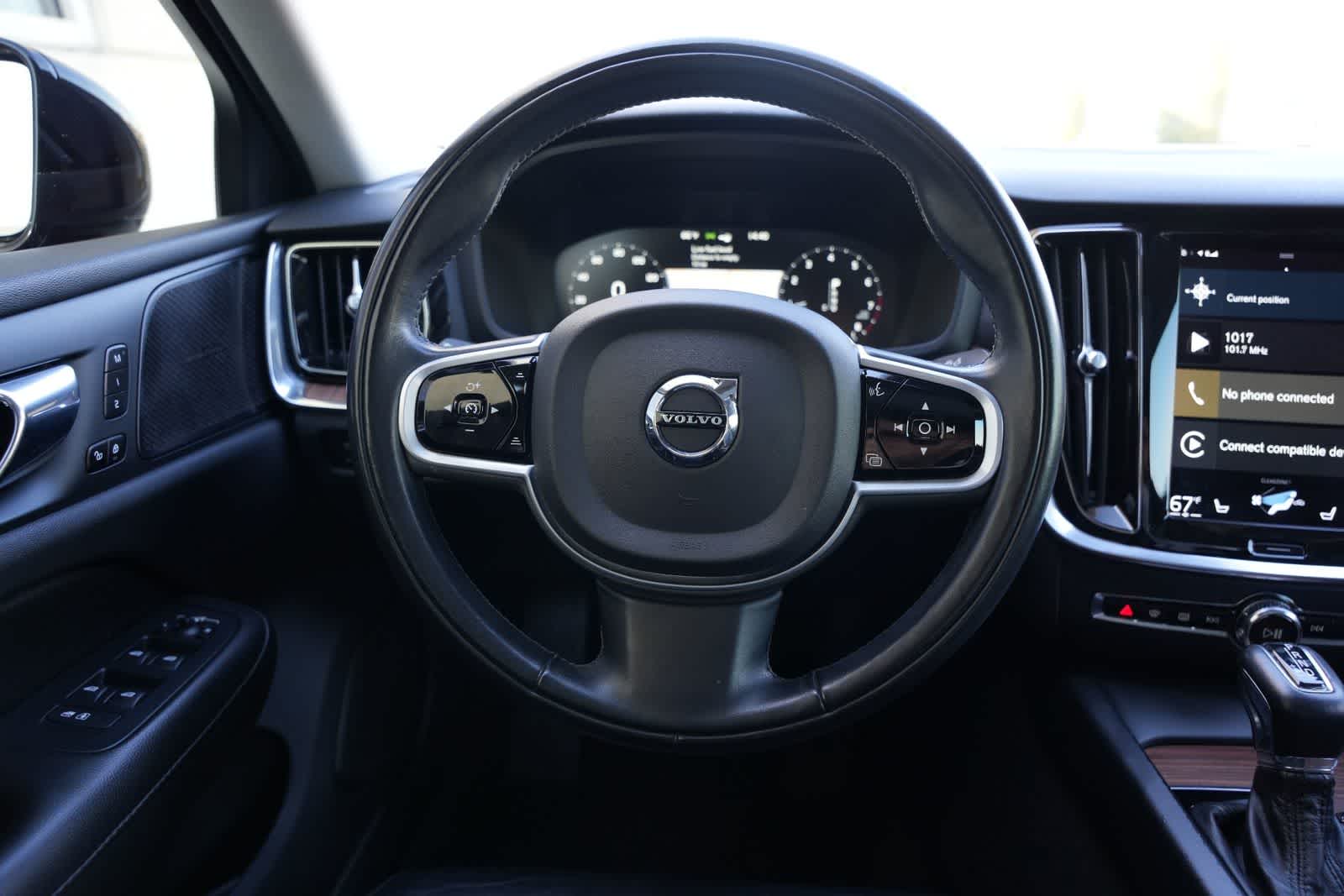 Thumbnail: 2021 Volvo S60 - 9