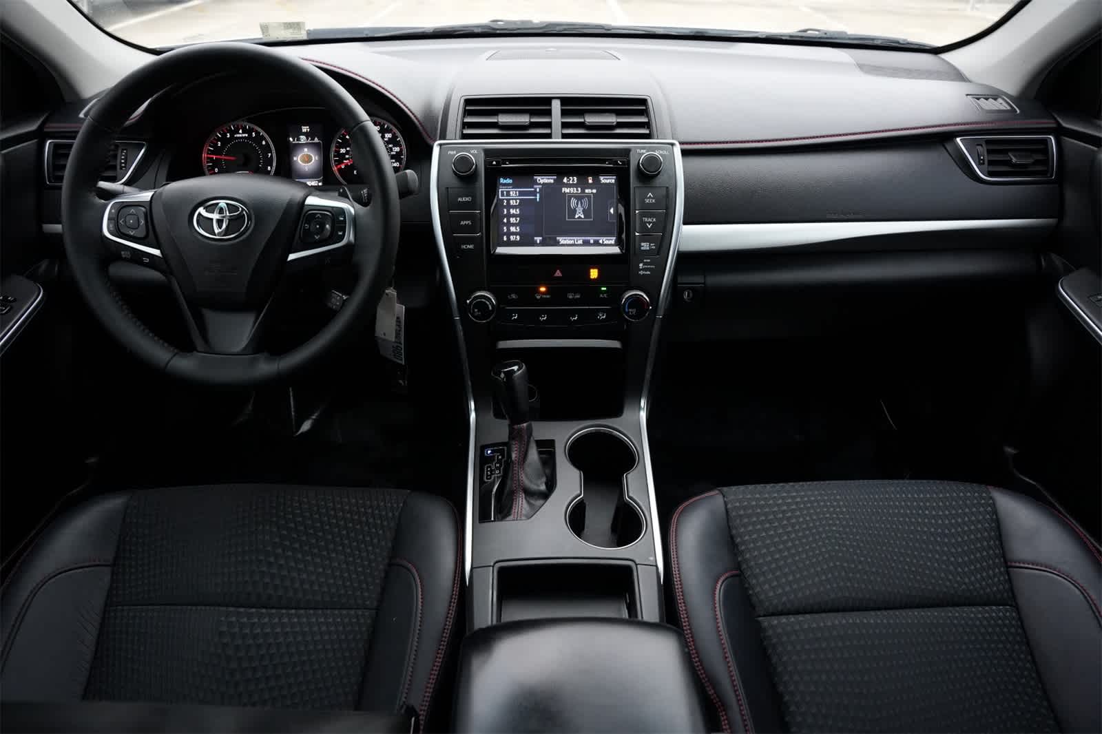 Thumbnail: 2015 Toyota Camry - 7