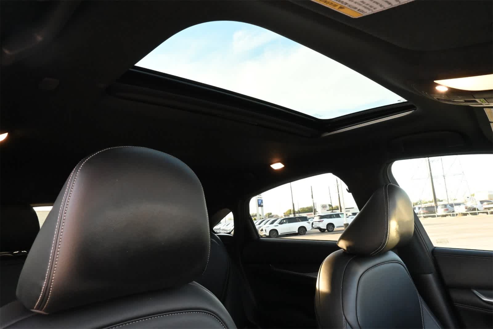 Thumbnail: 2022 INFINITI QX55 - 23