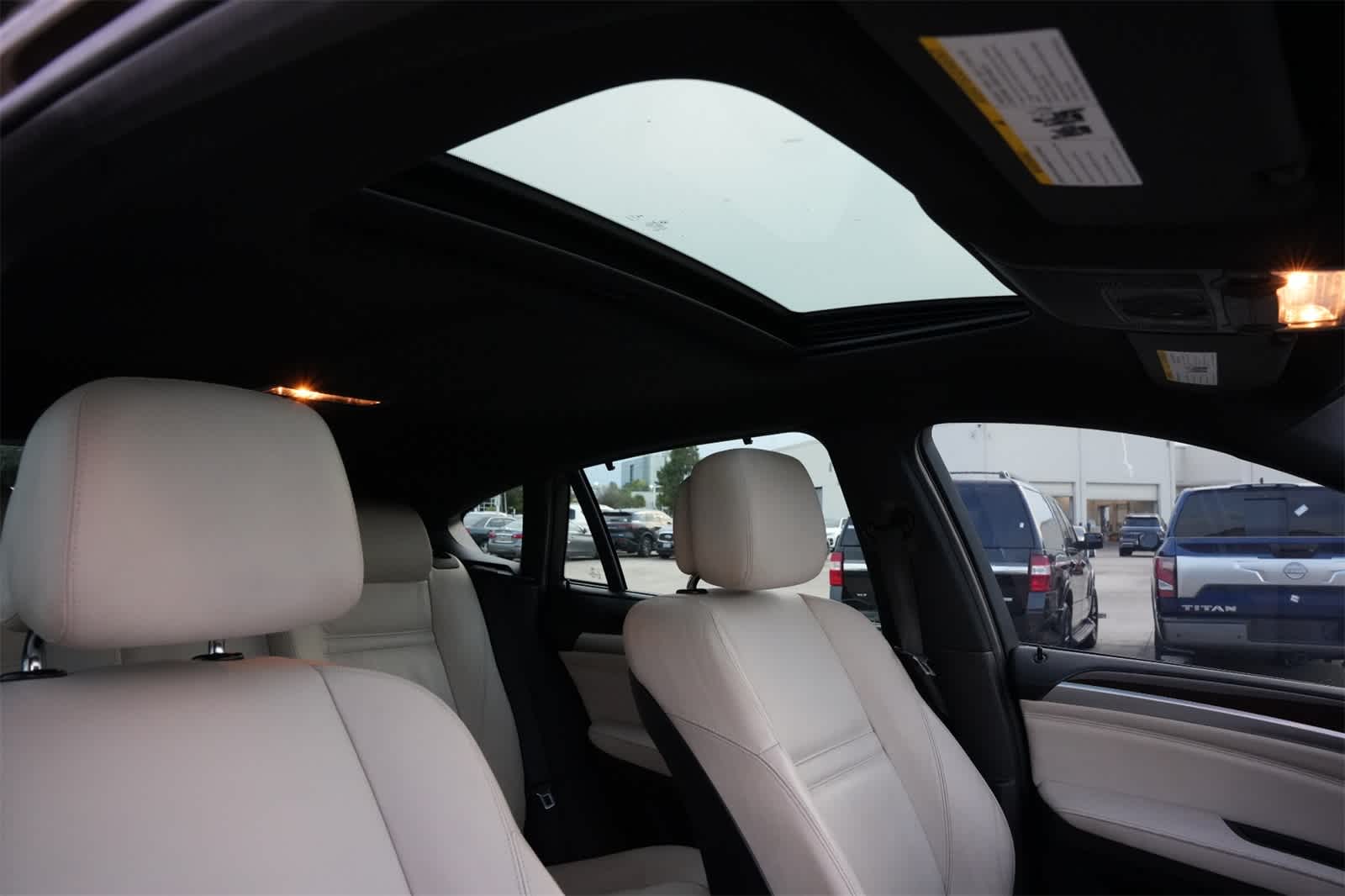 Thumbnail: 2014 BMW X6 - 25