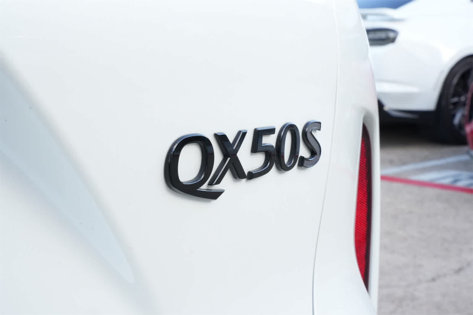 Thumbnail: 2025 INFINITI QX50 - 20