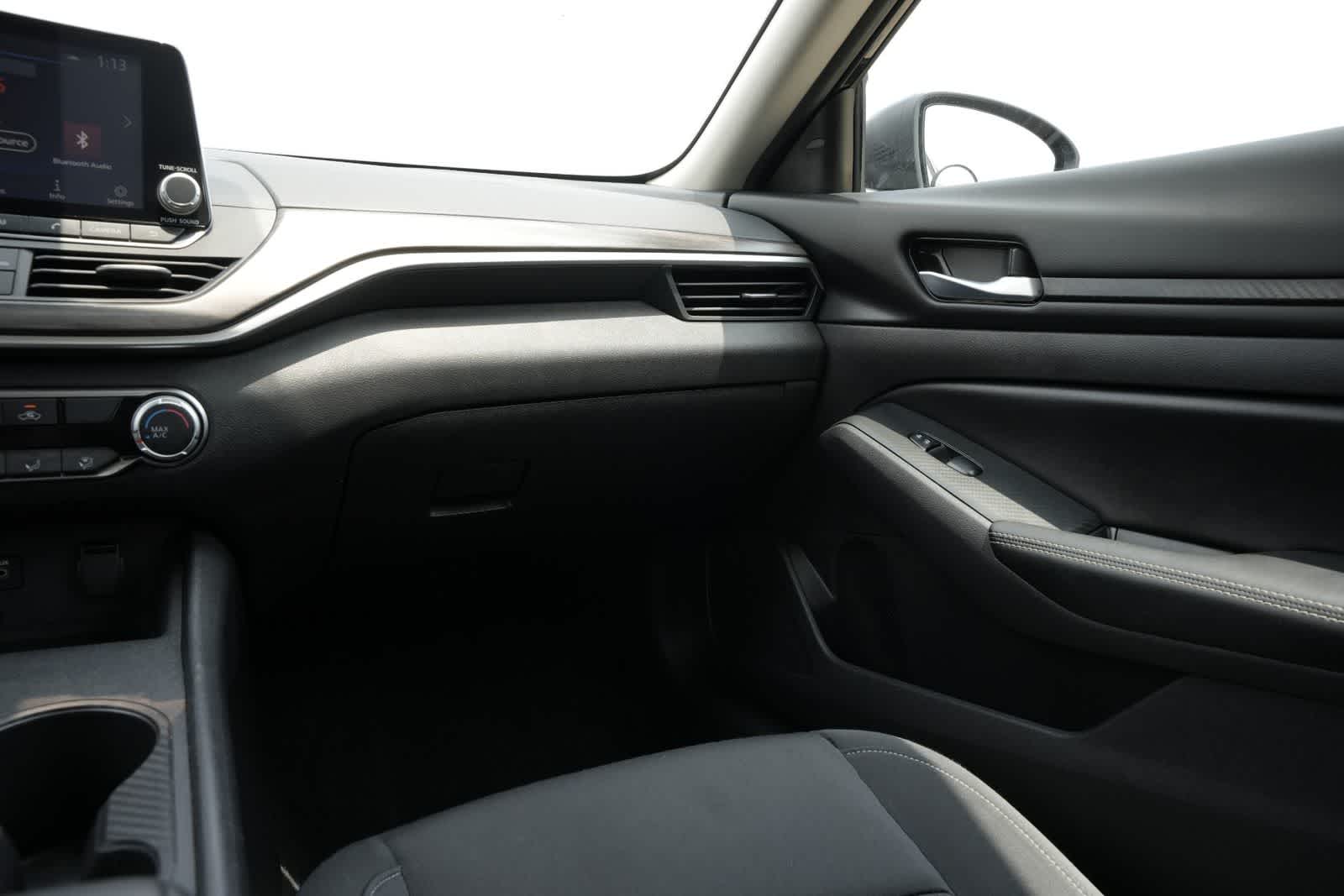 Thumbnail: 2025 Nissan Altima - 8