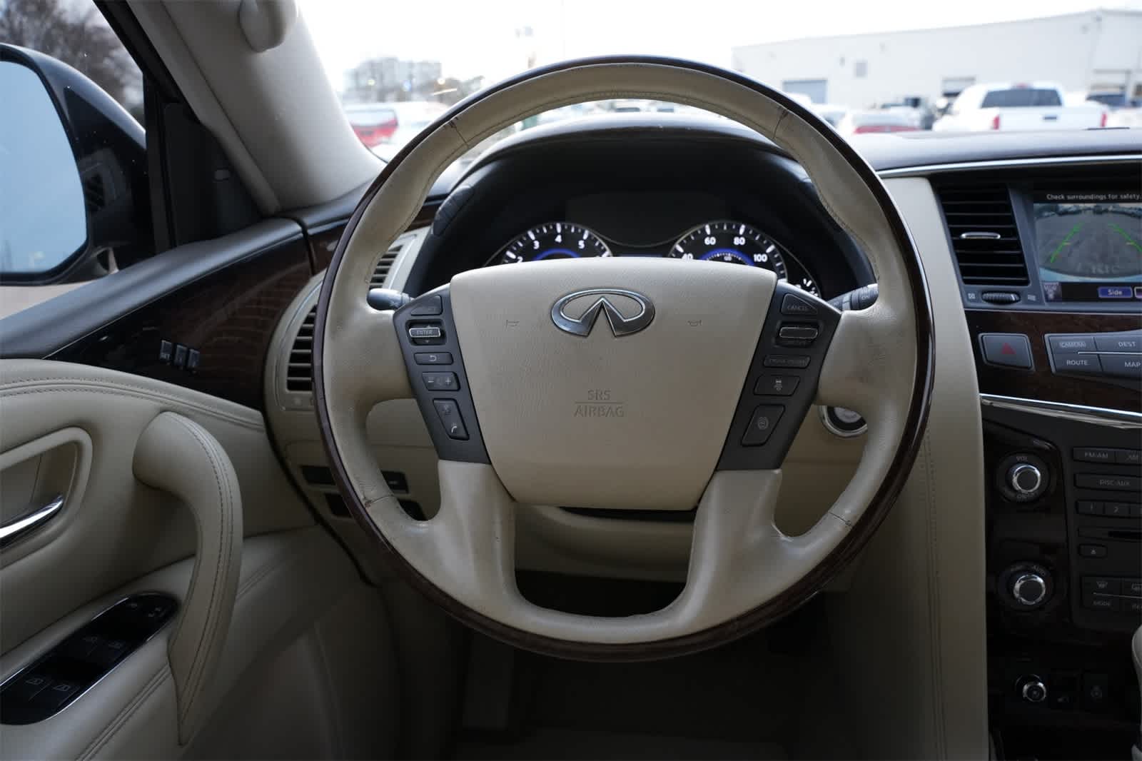 Thumbnail: 2011 INFINITI QX56 - 9