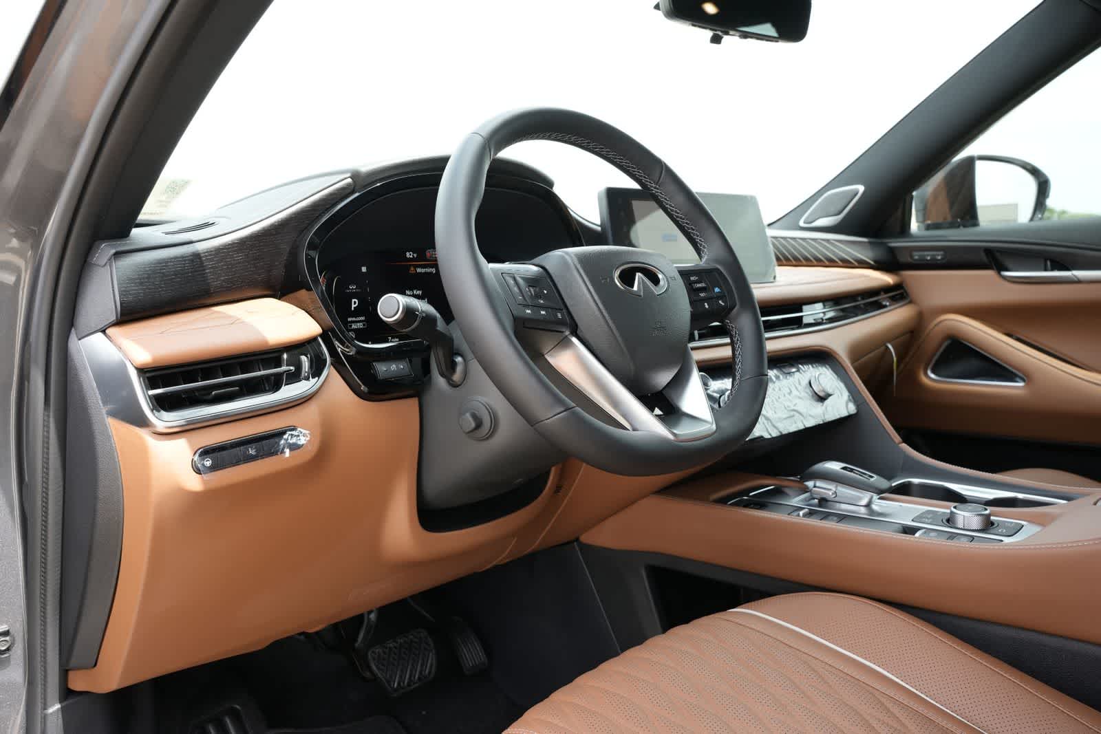 Thumbnail: 2026 INFINITI QX60 - 16