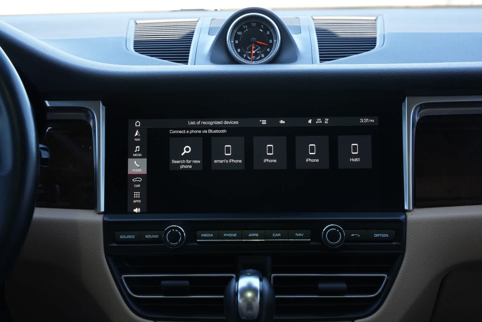 Thumbnail: 2021 Porsche Macan - 13