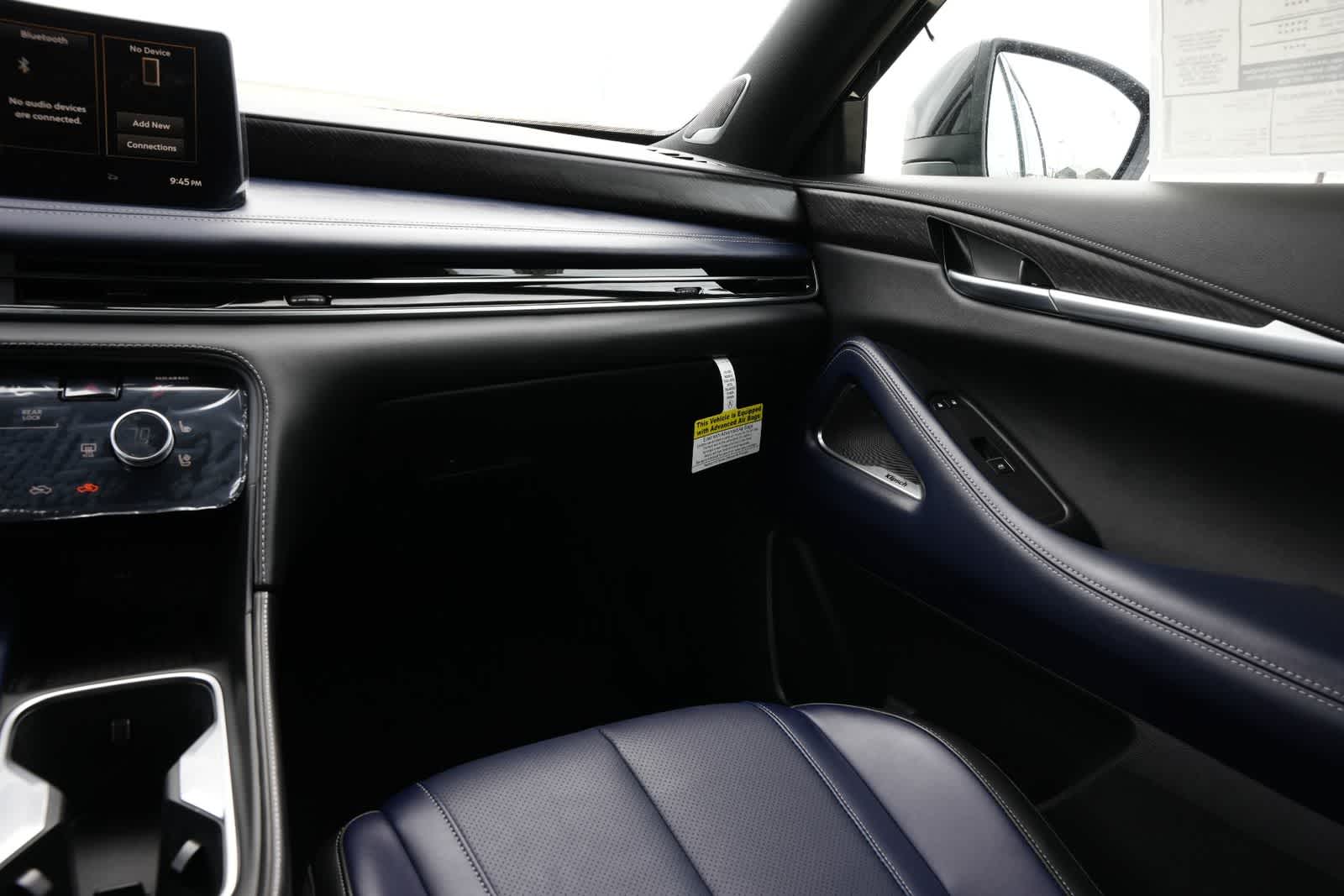 Thumbnail: 2026 INFINITI QX60 - 8