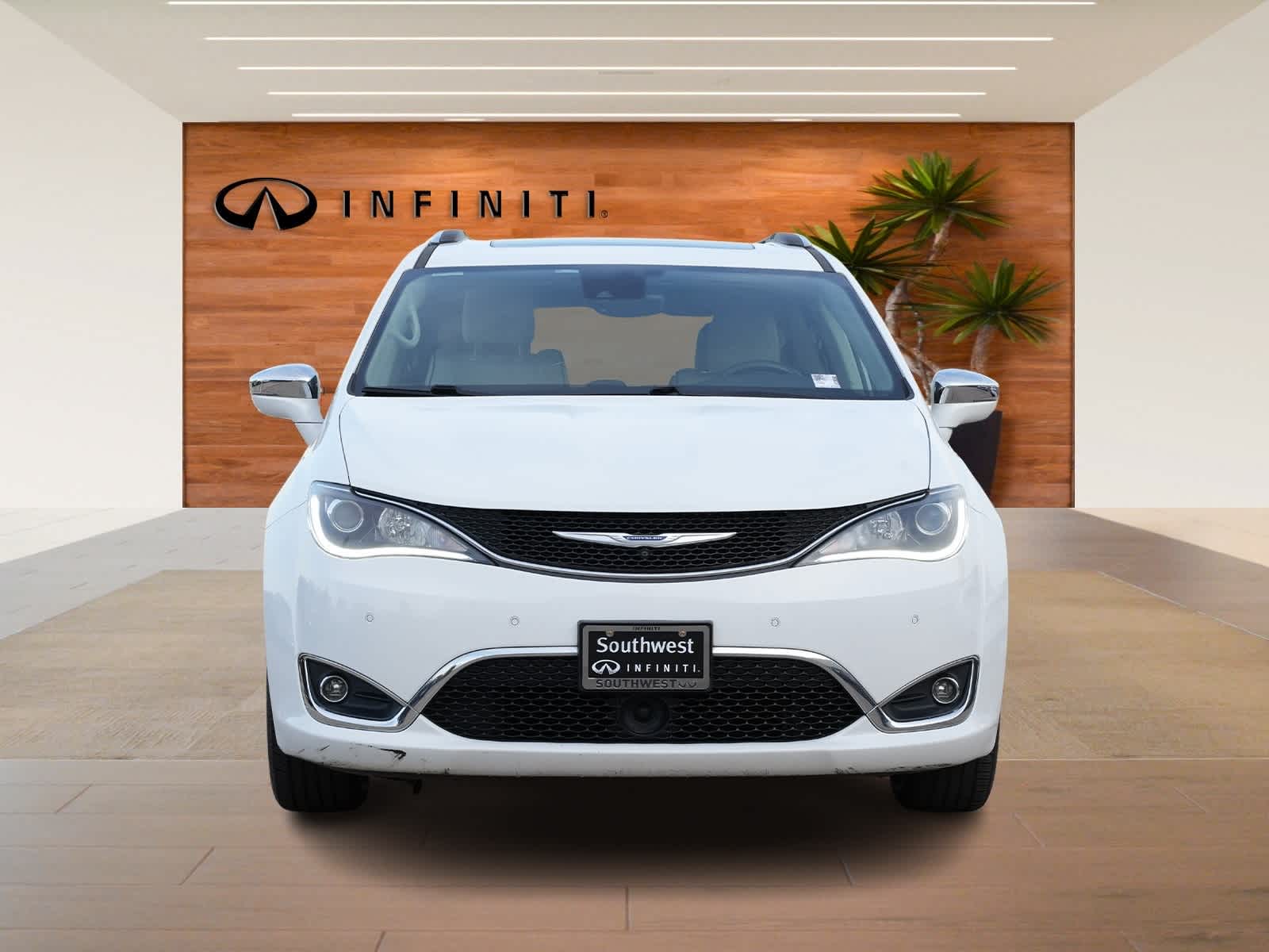 Thumbnail: 2018 Chrysler Pacifica - 2