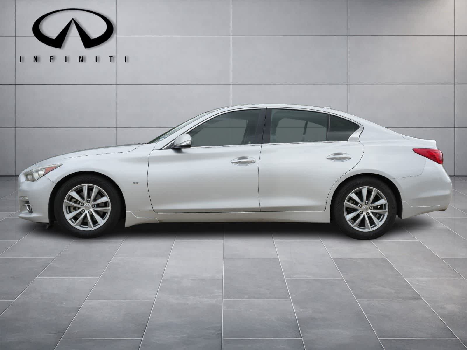 Thumbnail: 2015 INFINITI Q50 - 4