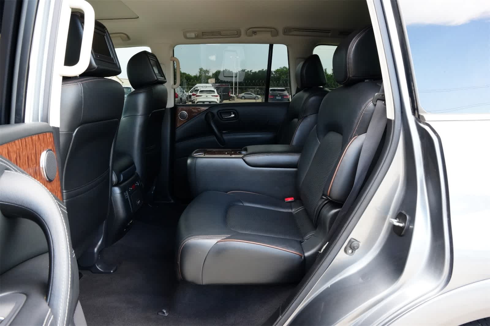 Thumbnail: 2017 Nissan Armada - 18