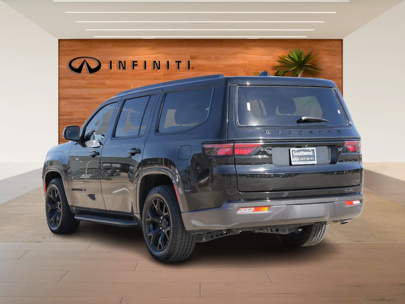 Thumbnail: 2022 Jeep Wagoneer - 5