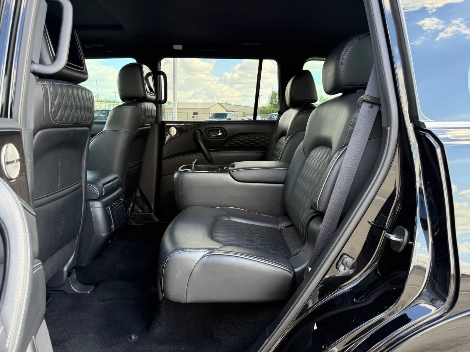 Thumbnail: 2023 INFINITI QX80 - 17