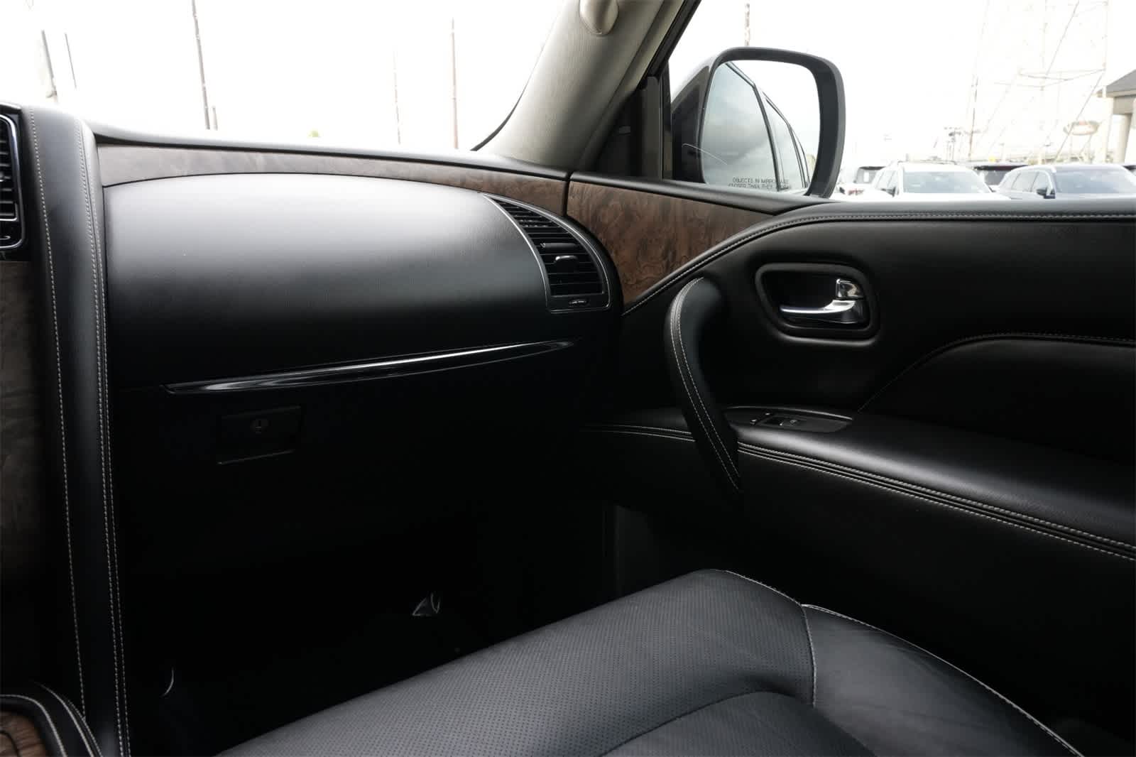 Thumbnail: 2021 INFINITI QX80 - 8