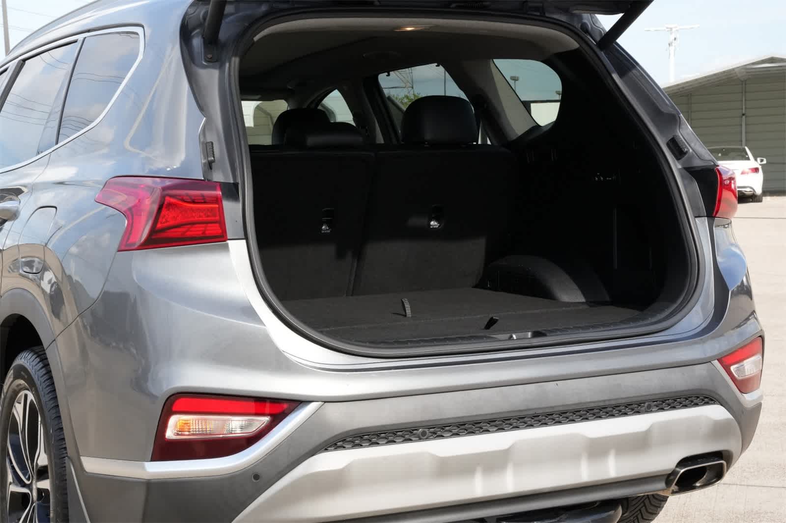 Thumbnail: 2019 Hyundai Santa Fe - 21