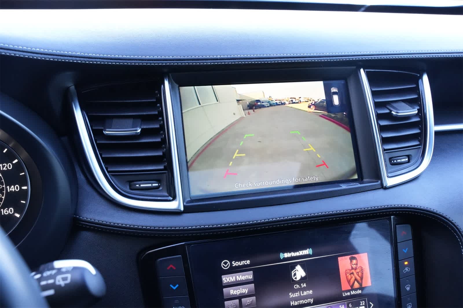 Thumbnail: 2025 INFINITI QX55 - 14