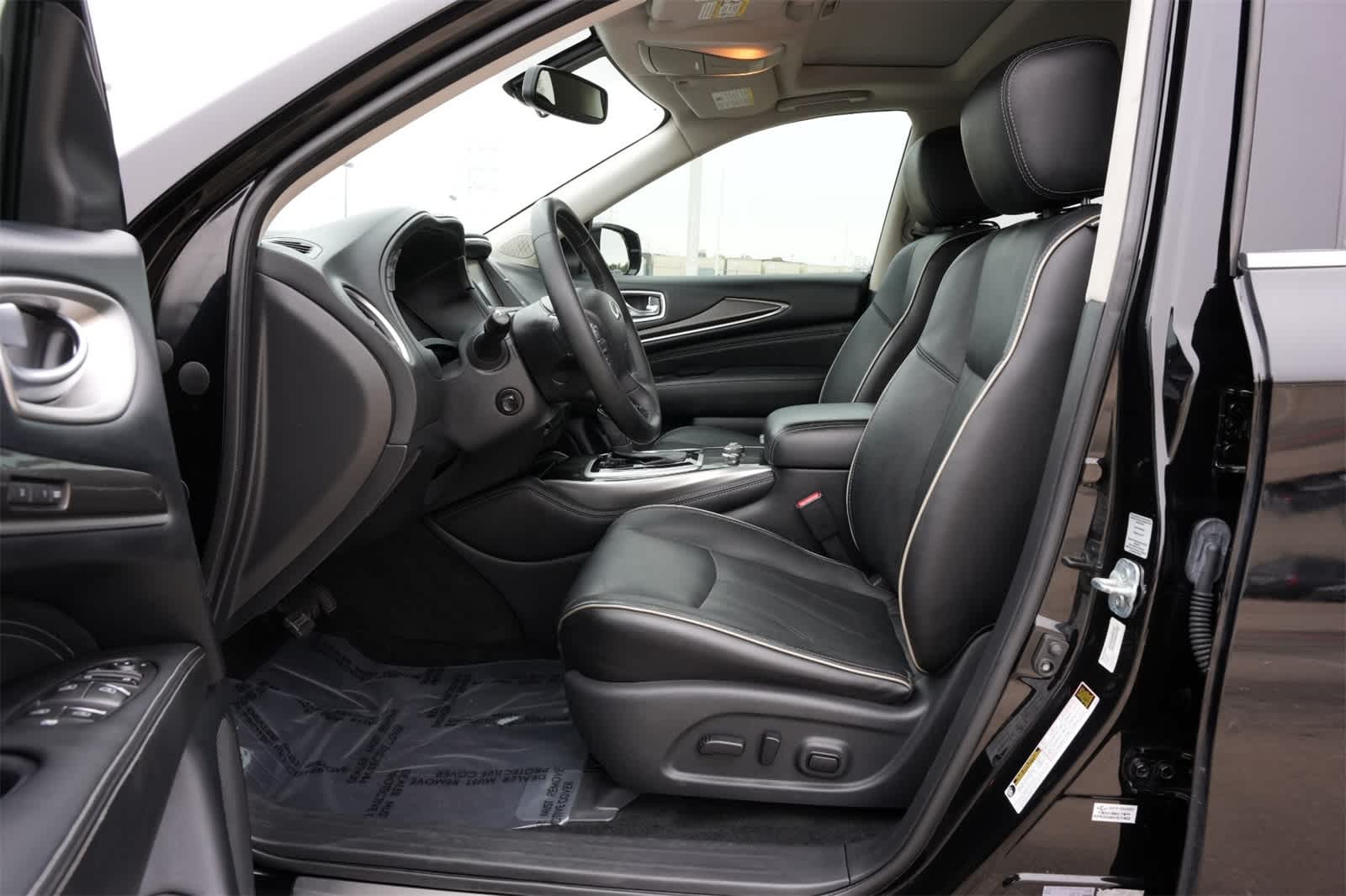 Thumbnail: 2018 INFINITI QX60 - 17