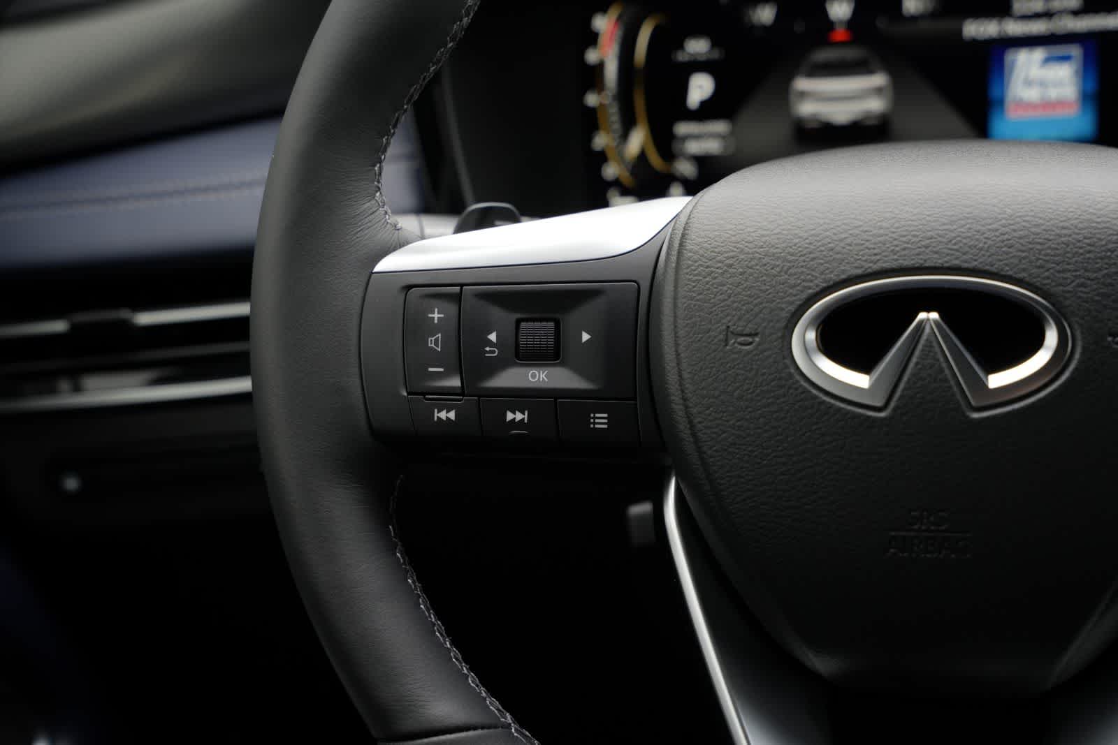 Thumbnail: 2027 INFINITI QX60 - 10