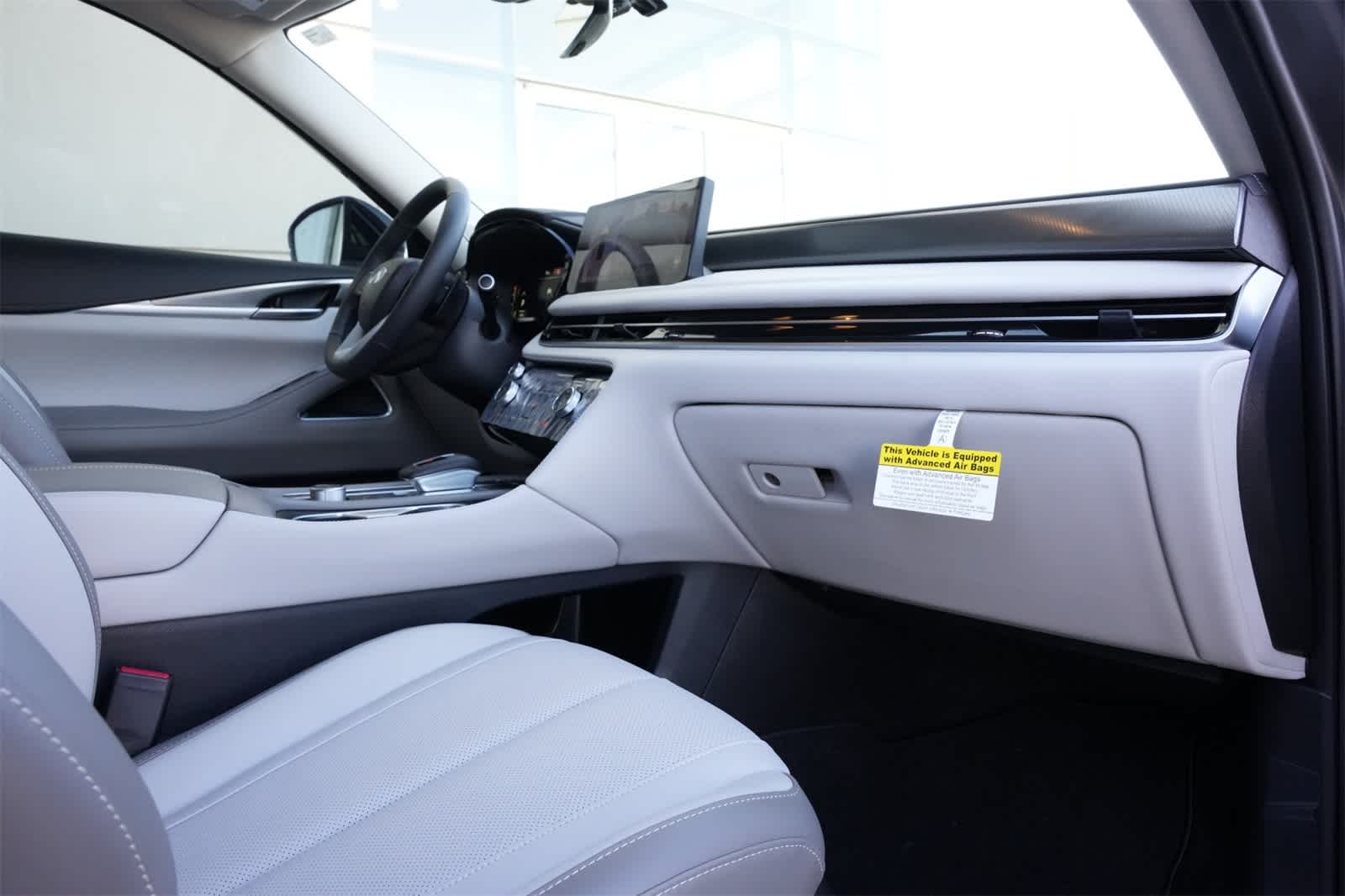 Thumbnail: 2026 INFINITI QX60 - 23