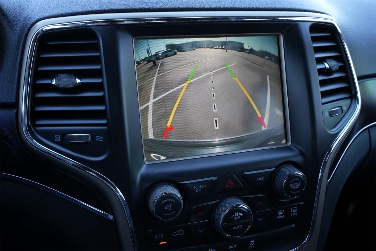 Thumbnail: 2014 Jeep Grand Cherokee - 14