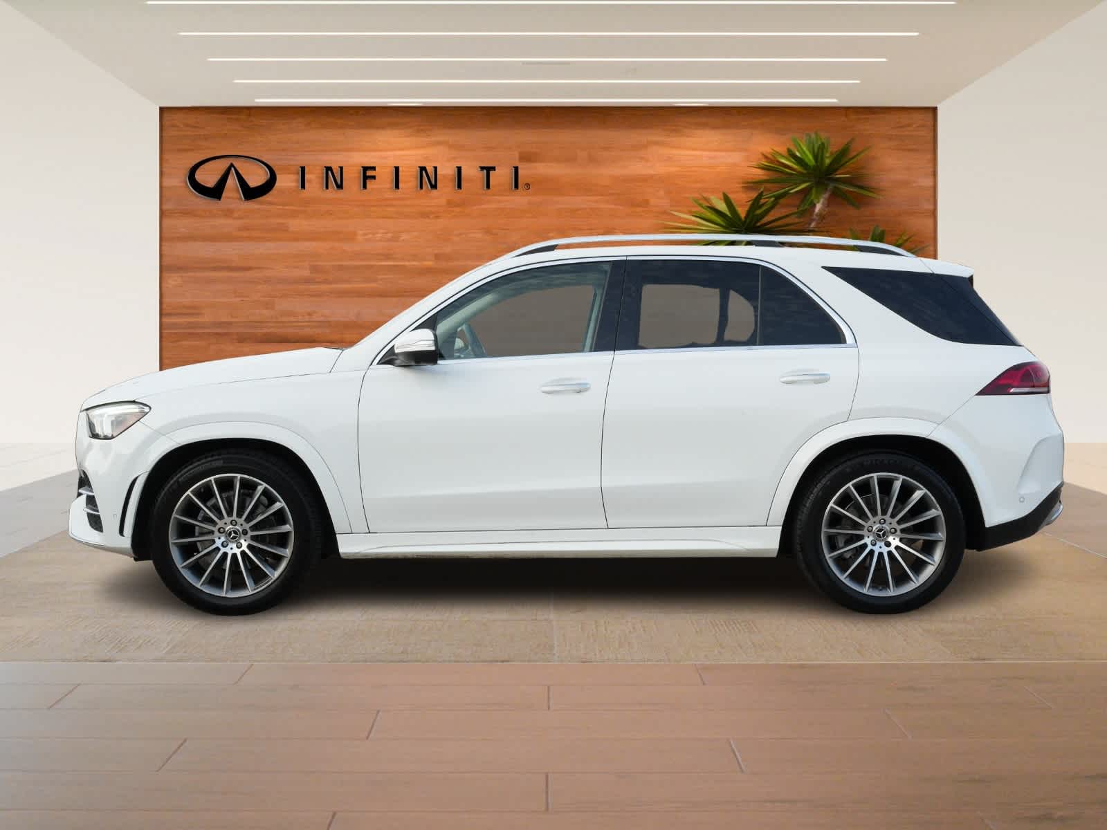 Thumbnail: 2020 Mercedes-Benz GLE - 4