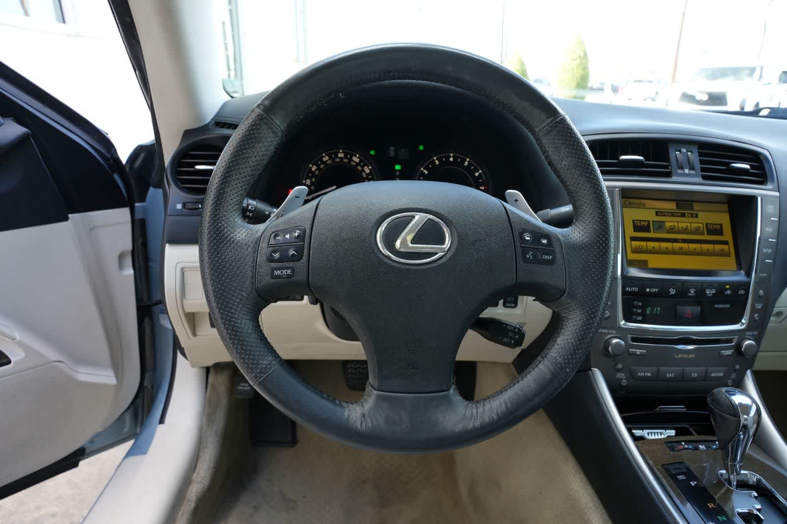 Thumbnail: 2010 Lexus IS - 7