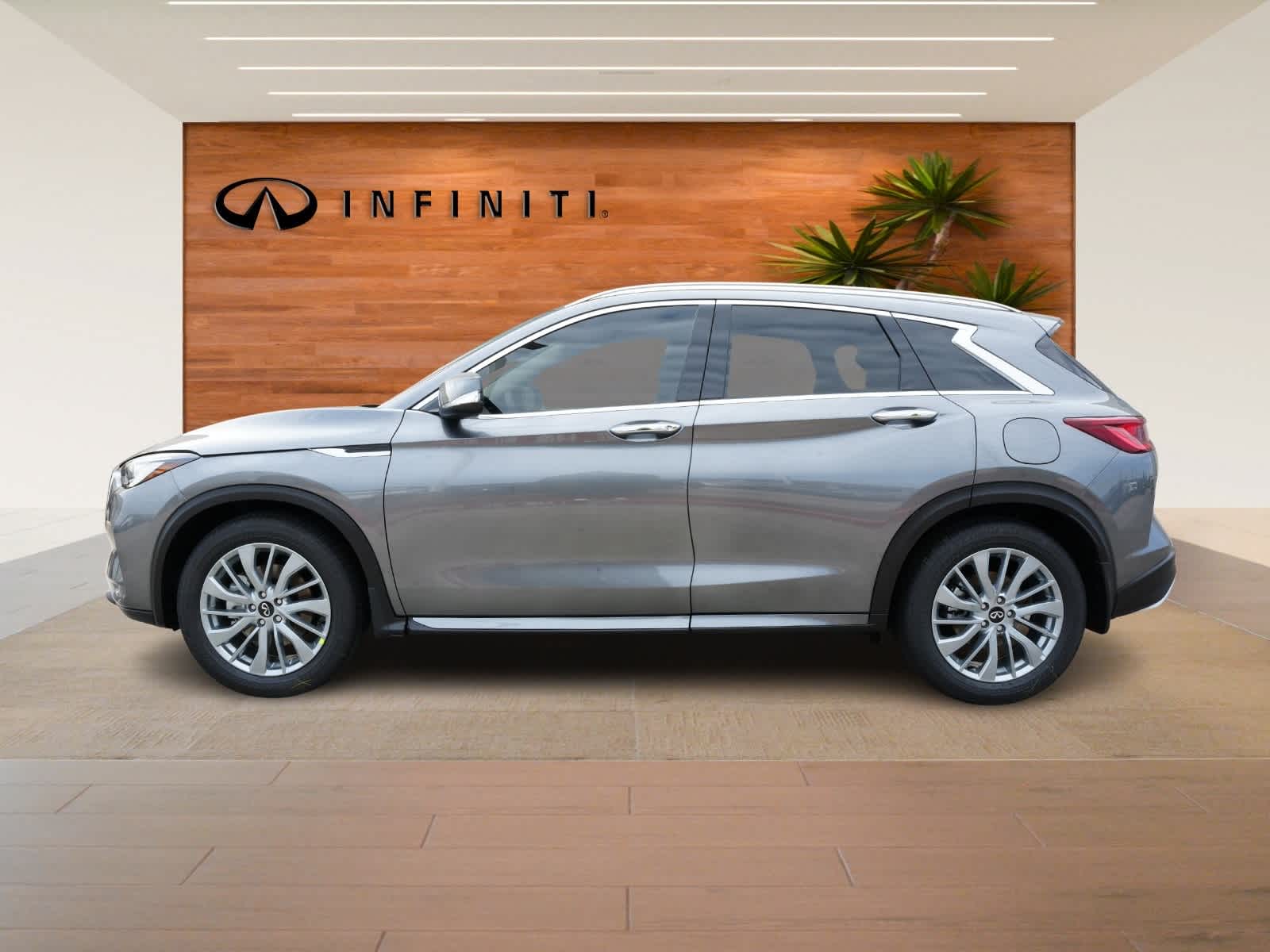 Thumbnail: 2025 INFINITI QX50 - 4