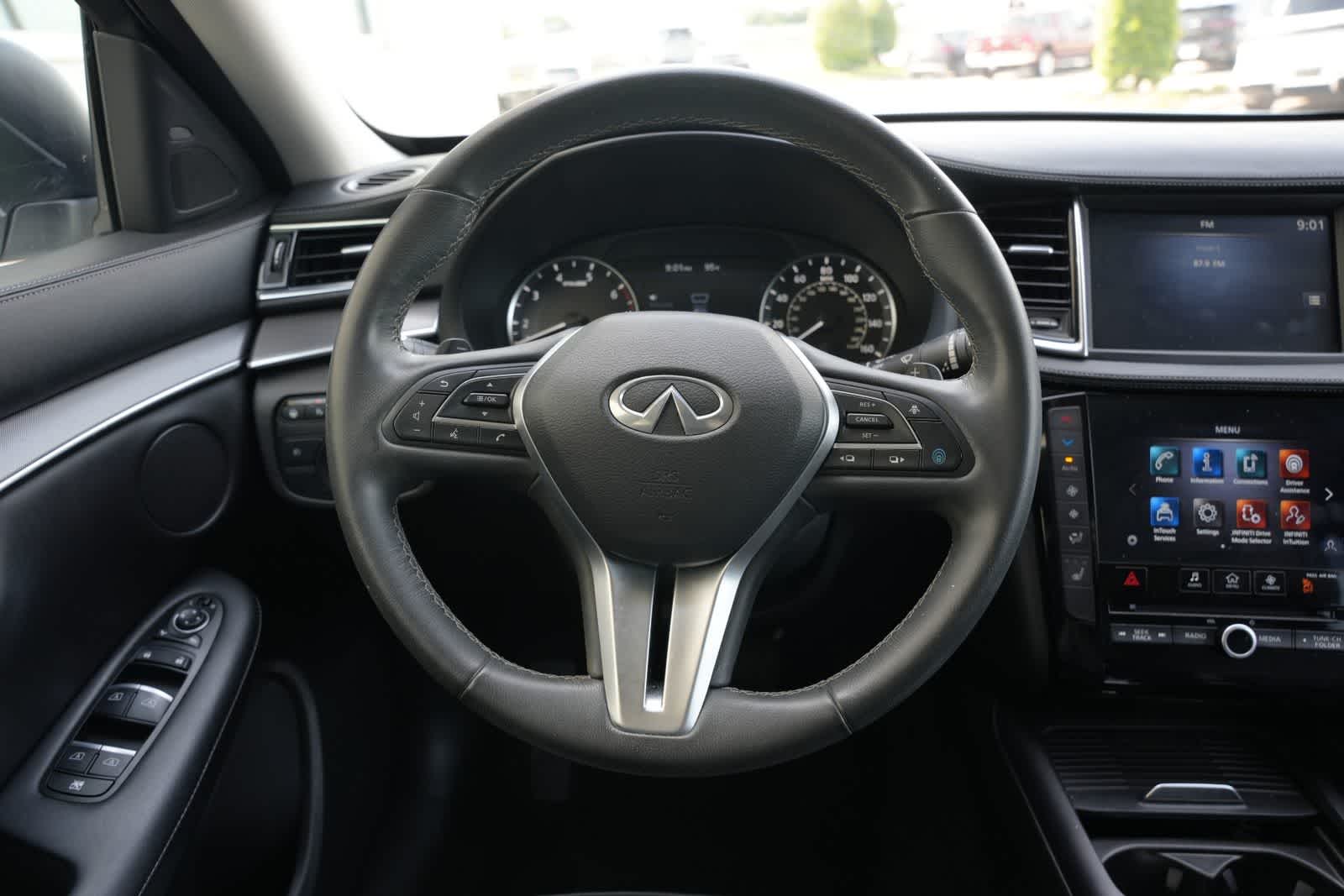 Thumbnail: 2022 INFINITI QX50 - 9