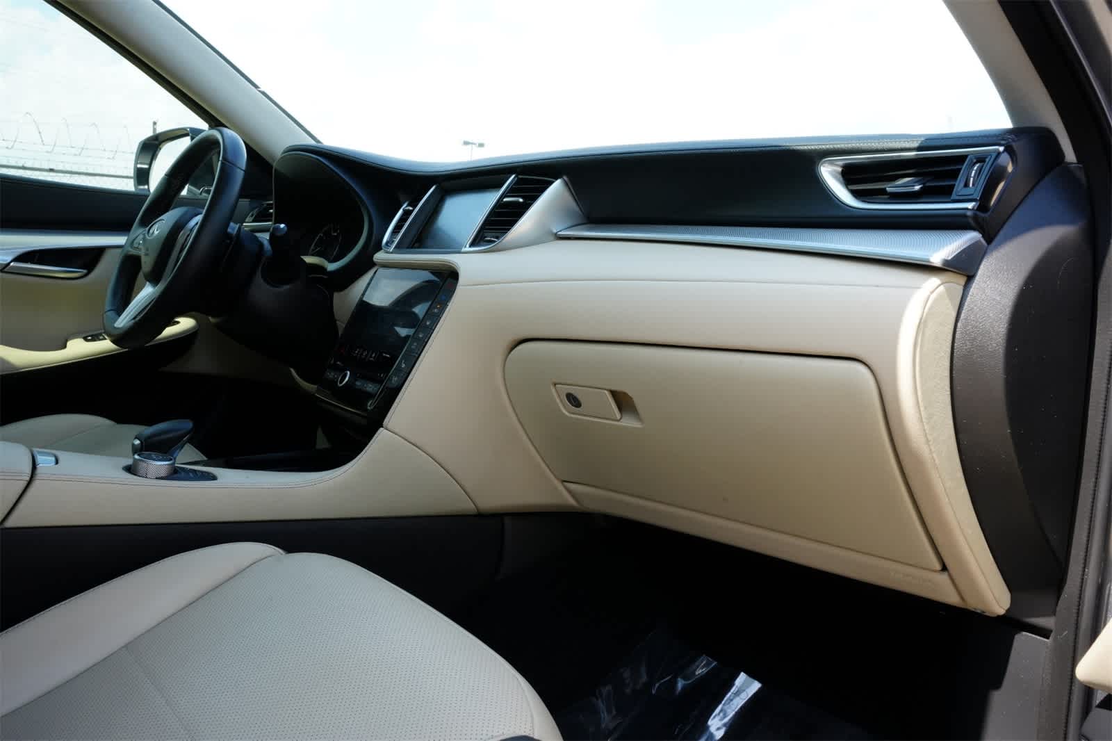 2021 INFINITI QX50 Sensory 23